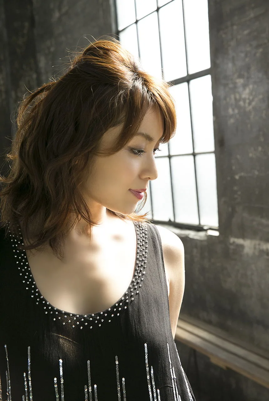 [Image.tv] Album ảnh "Nụ cười rạng rỡ" của Uchiyama Rina - 44