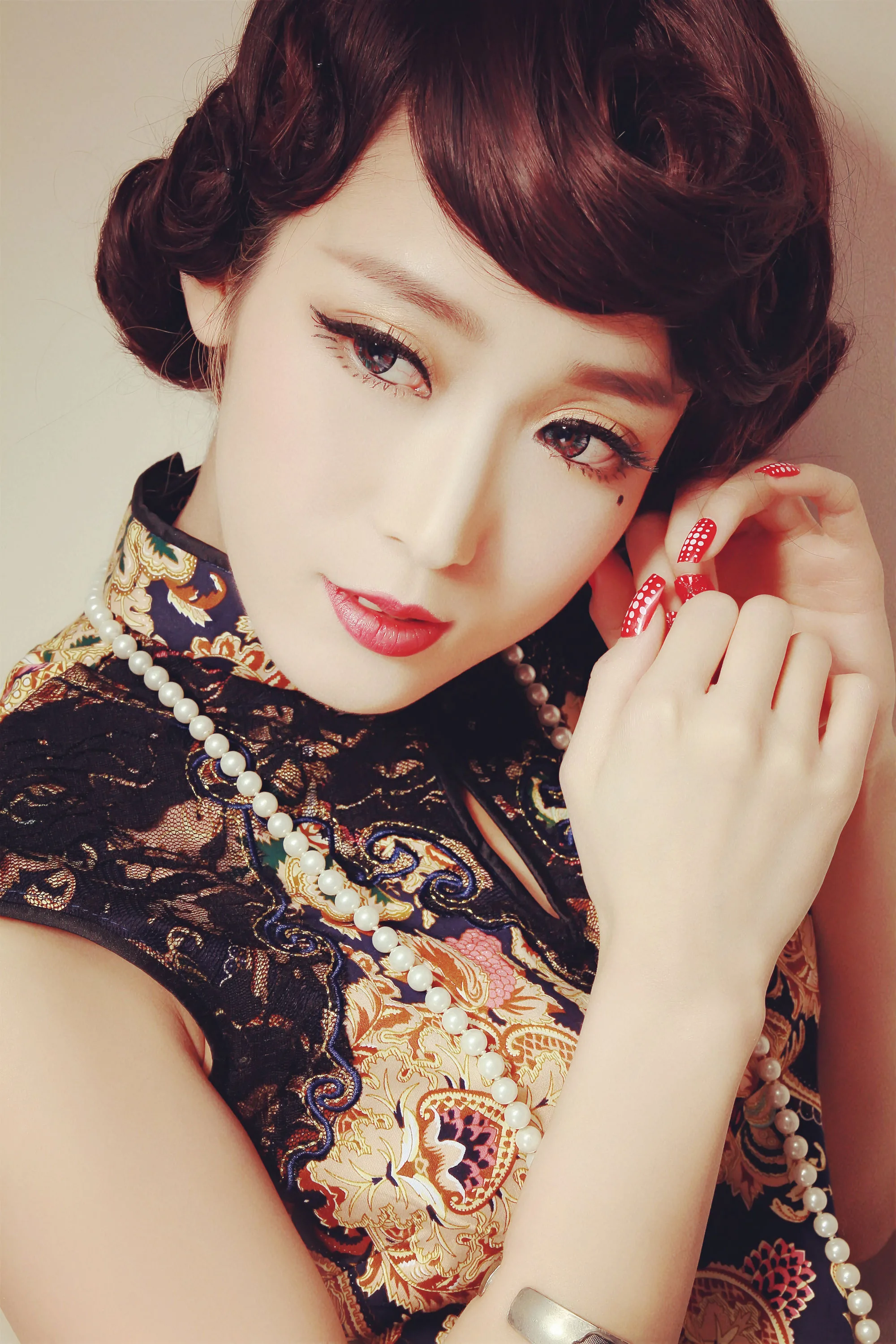 Những người đẹp trong bộ sườn xám - Bộ sưu tập hình ảnh phong cách cổ điển độ phân giải cực cao - 22