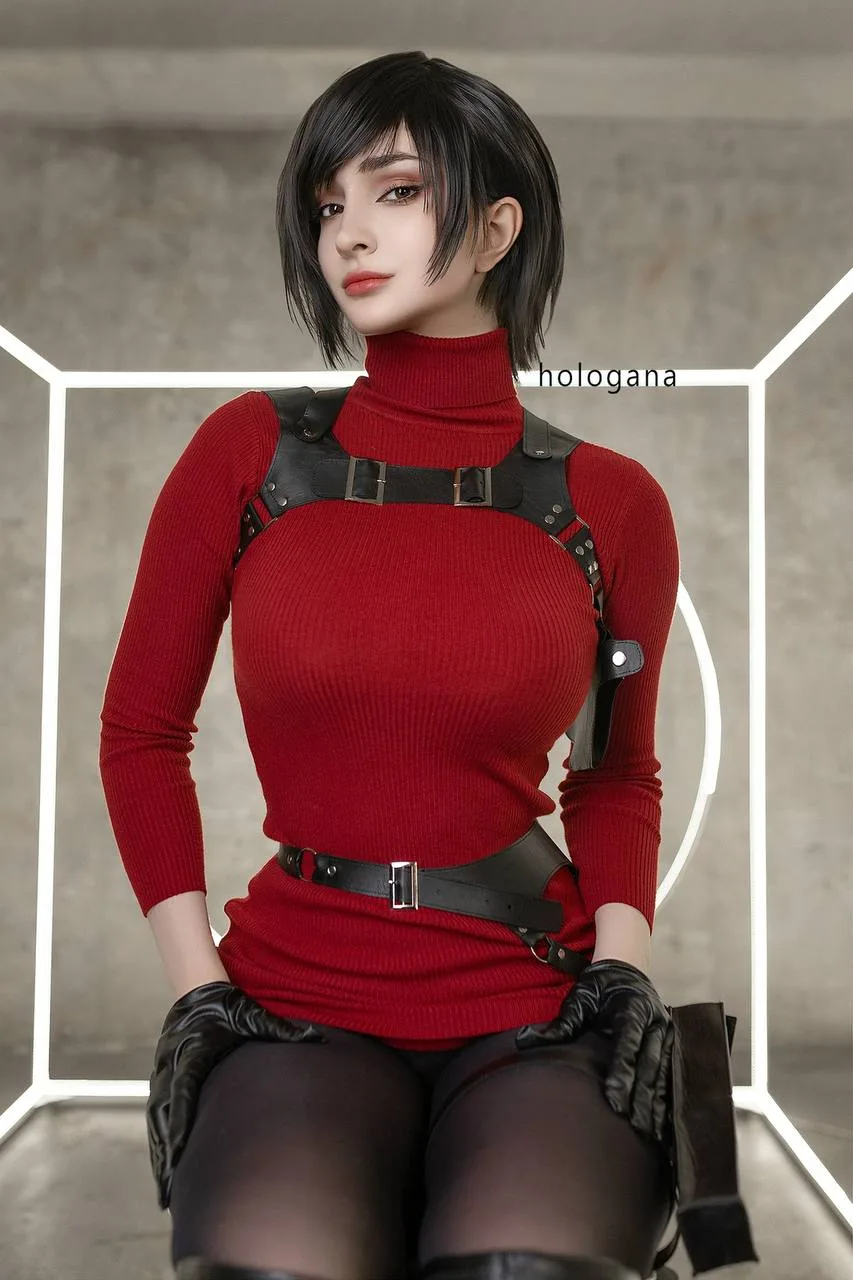 Hologana – Ada Wong - 3