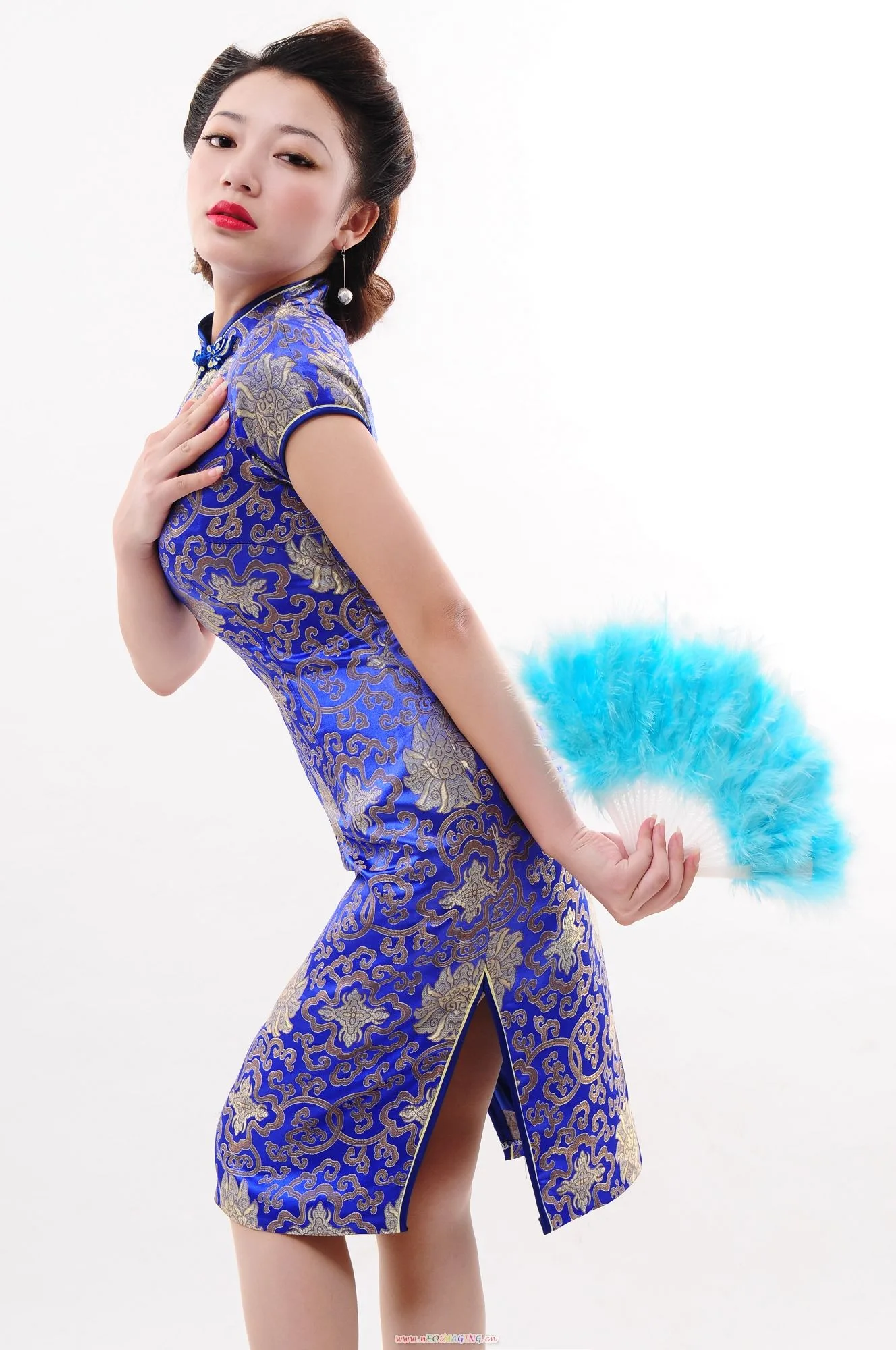 Bộ sưu tập hình ảnh tuyệt đẹp - Bộ ảnh độ phân giải cao về phụ nữ mặc sườn xám - 7