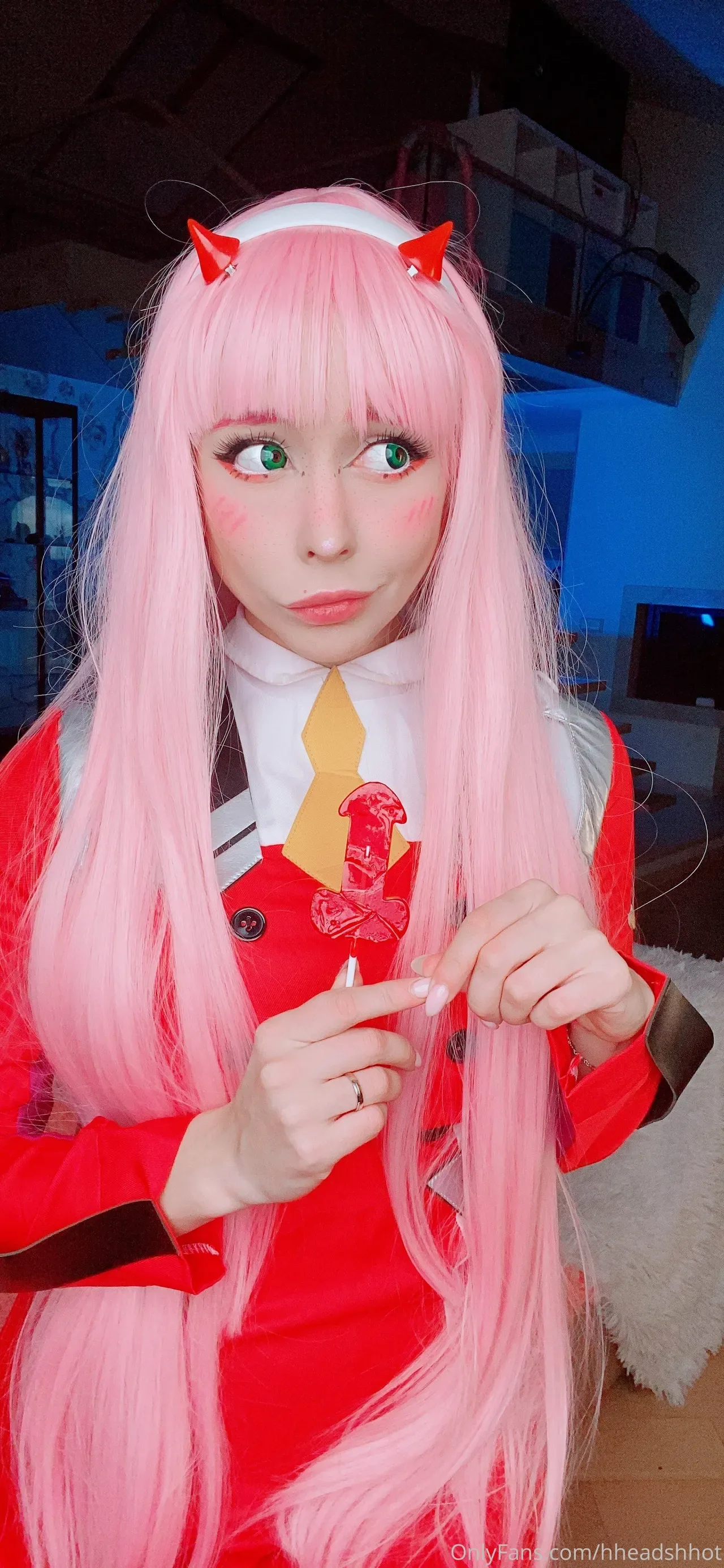 AliceBong (ảnh chụp đầu) – Zero Two - 27