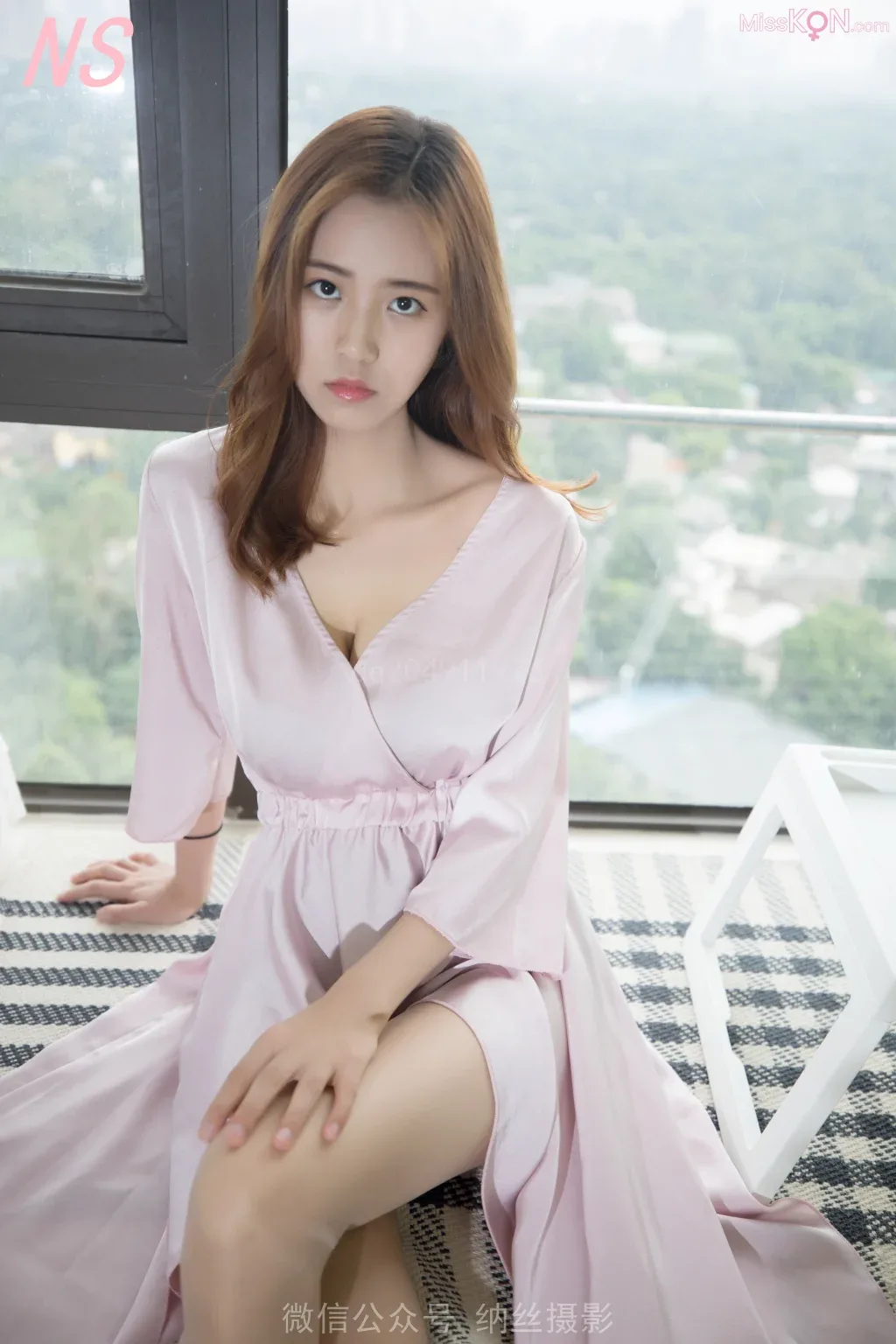 [Ảnh NS] Số 122: Vẻ quyến rũ của người phụ nữ xinh đẹp trong bộ đồ ngủ lạnh lẽo - 9
