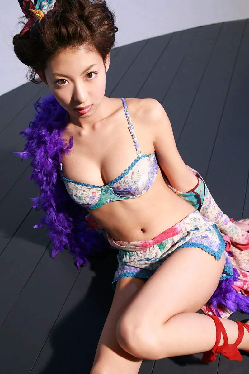 [Mặt trước] Album ảnh "Di chúc" của Mariko Okubo - 7
