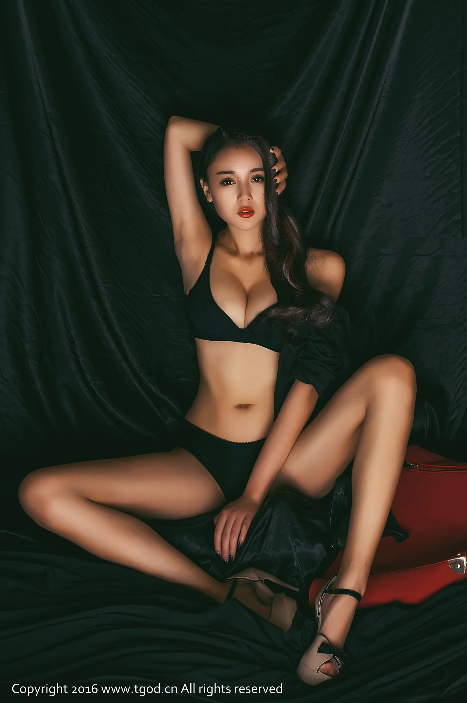 赵小米Kitty [TGOD推女神]高清写真图怦然心动 ~ - 14