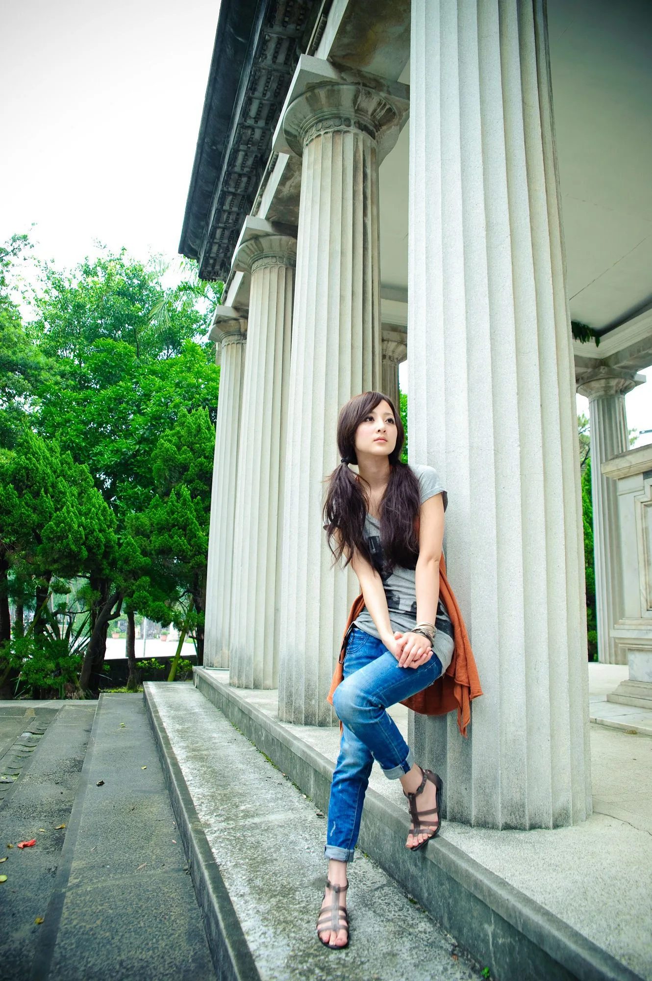 Guozi MM - Sách ảnh NTU Ultra HD IV - 2