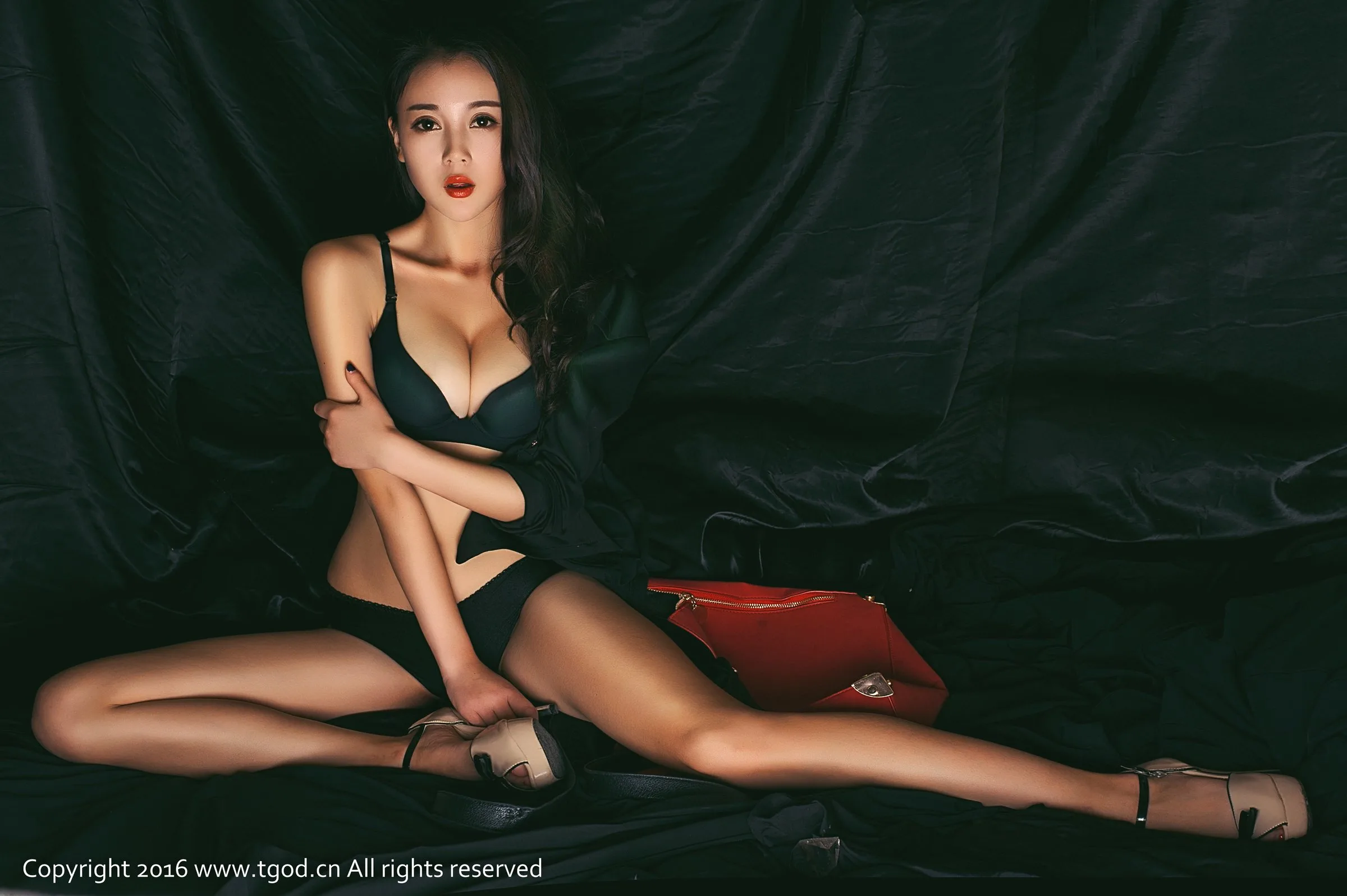 赵小米Kitty [TGOD推女神]高清写真图怦然心动 ~ - 9