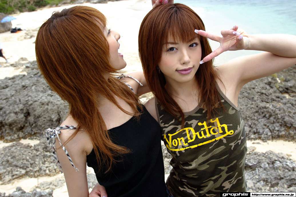 Naho Ozawa & Hitomi Hayasaka - 64