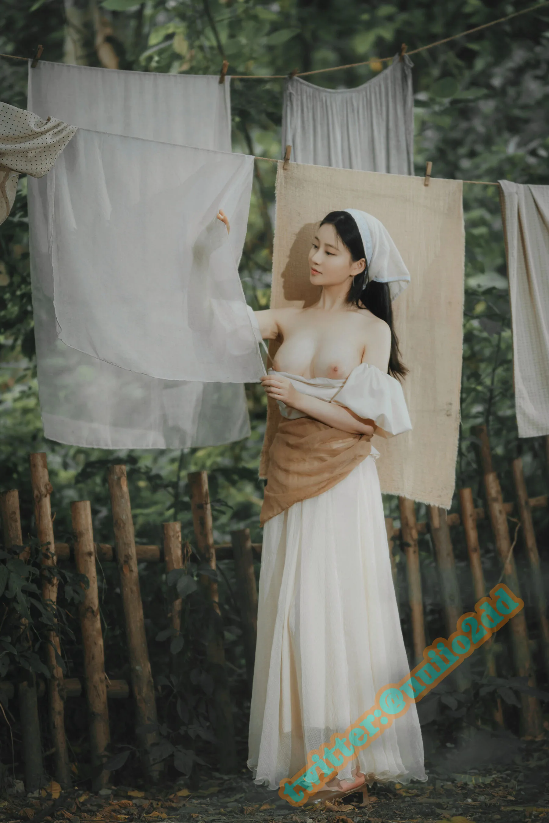Áo choàng kiểu nông thôn, thế kỷ 30, thế kỷ 30 - 11
