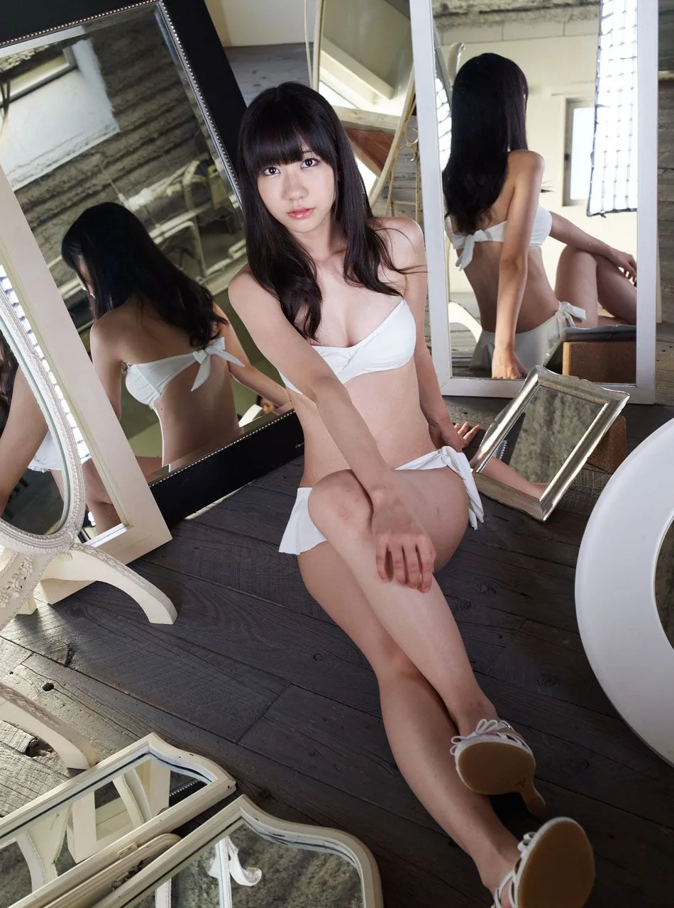 [VYJSố 114 Yuki Kashiwagi, Tuyển tập đầy đủ bốn ấn phẩm (Phiên bản minh họa) - 77