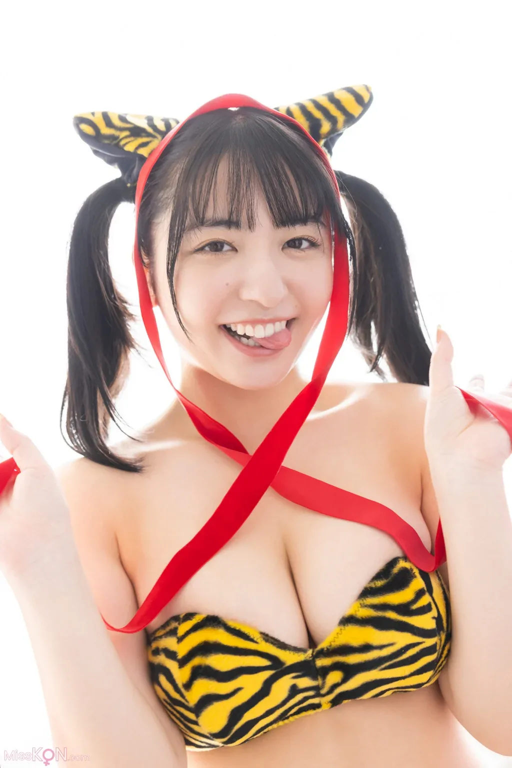 [JPMizuki Asakura: Asobiba của tạp chí Miss! Cosplay cung hoàng đạo cuối năm và năm mới - Sách ảnh kỹ thuật số của tạp chí Young. - 11