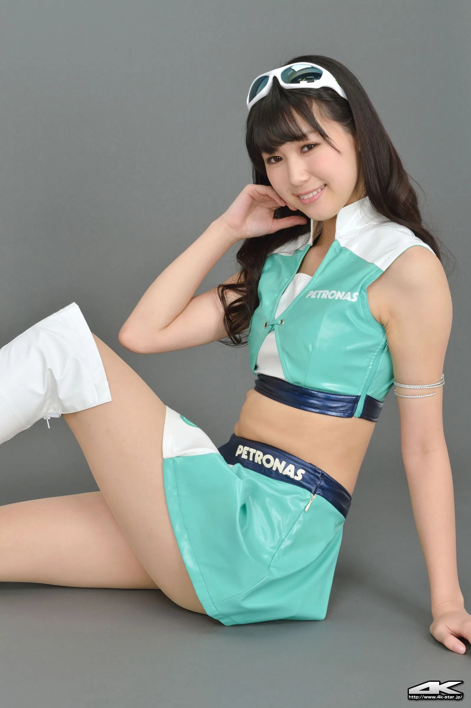 [4K-STAR]NO.00124 Bộ ảnh "Nữ hoàng đường đua" của Yuki Arai - 76