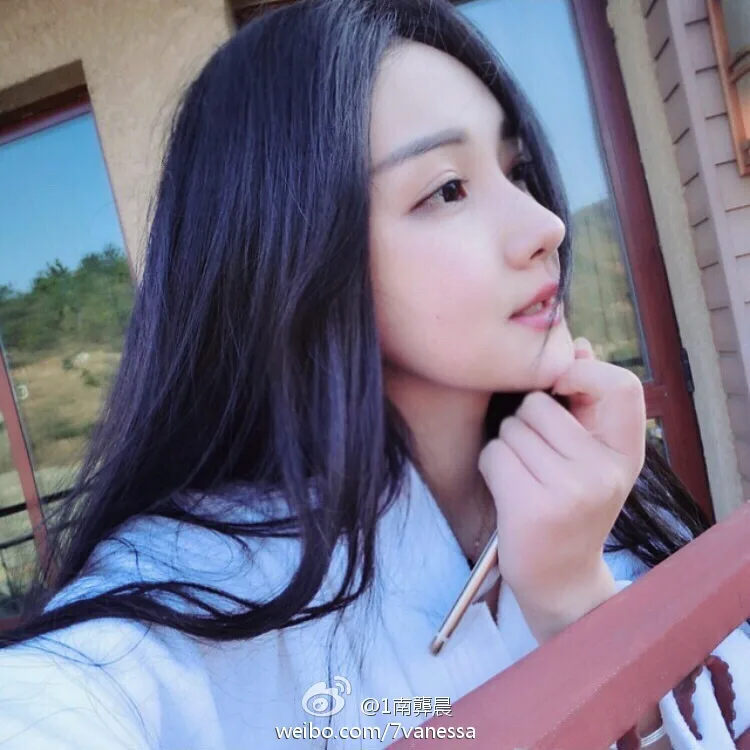 南宫晨Anne(南龏晨)-童言巨乳海量私房照 - 41