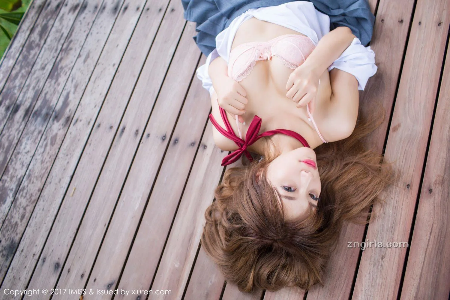 甜美女神杨晨晨 室外校服粉色内衣 - 25