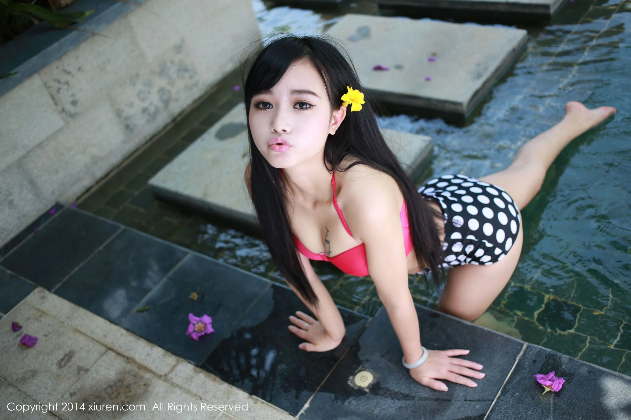 [XIUREN秀人网] Toro, nữ thần nhà bên - Chụp ảnh du lịch Tam Á, bộ ảnh thứ hai - 38