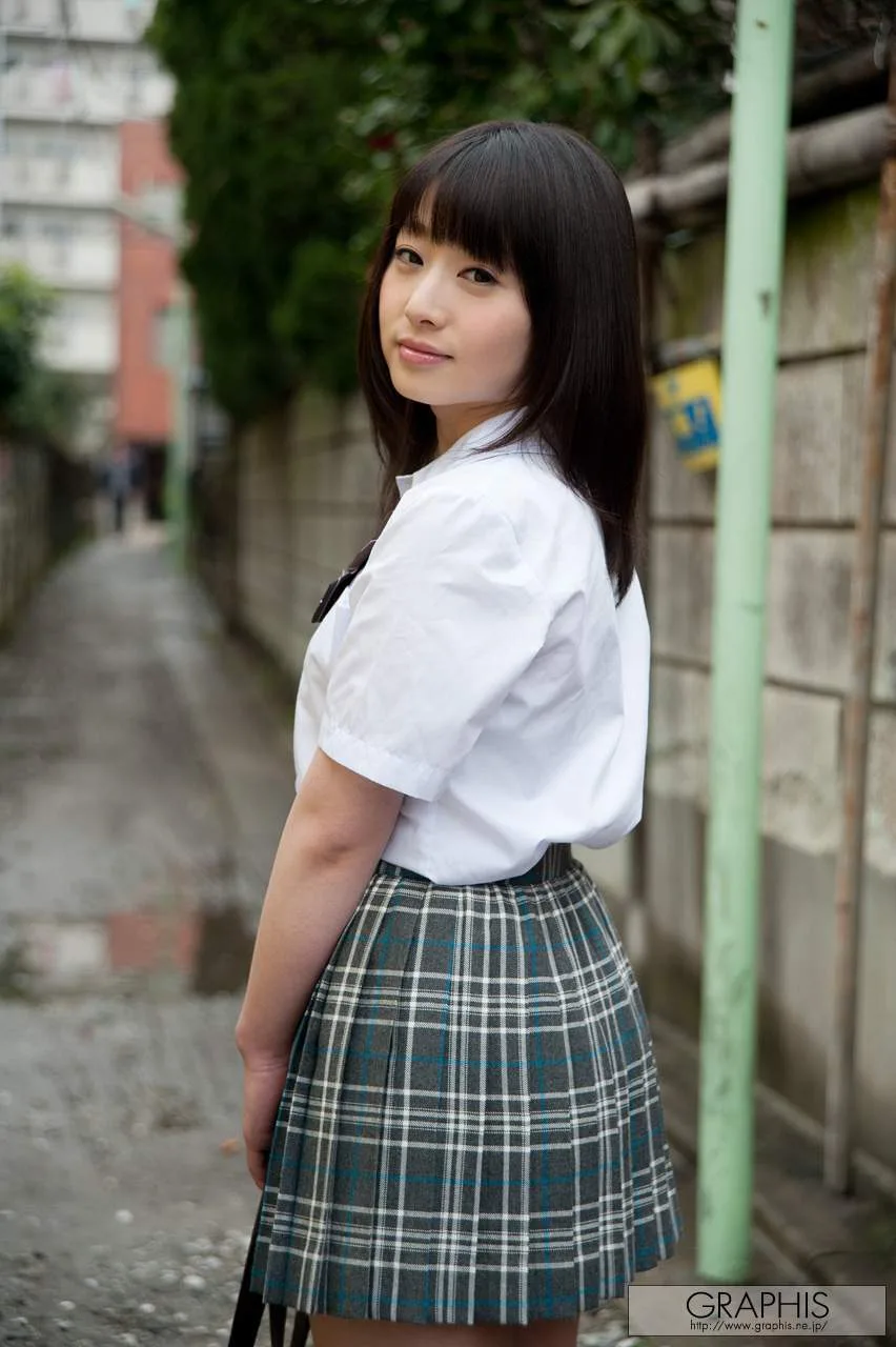 Miku Tamaru 田丸みく - 15