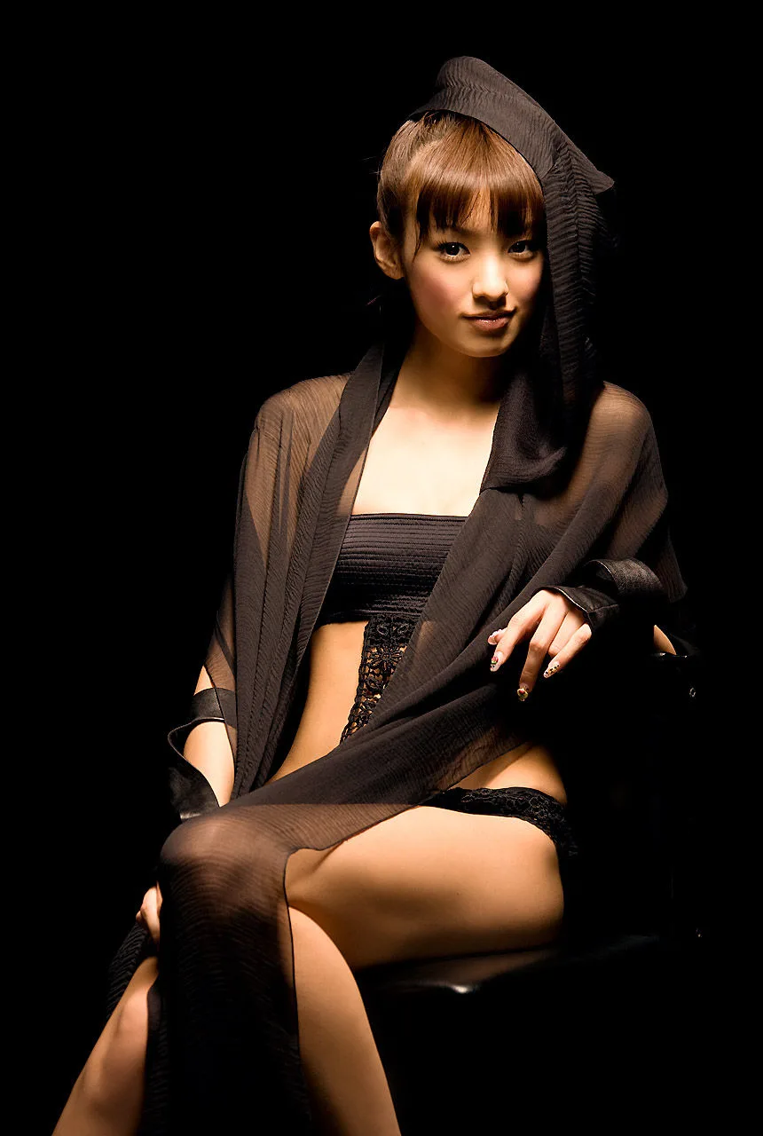 [Image.tv] Album ảnh "Hot Stuff" của Minami Minna - 23