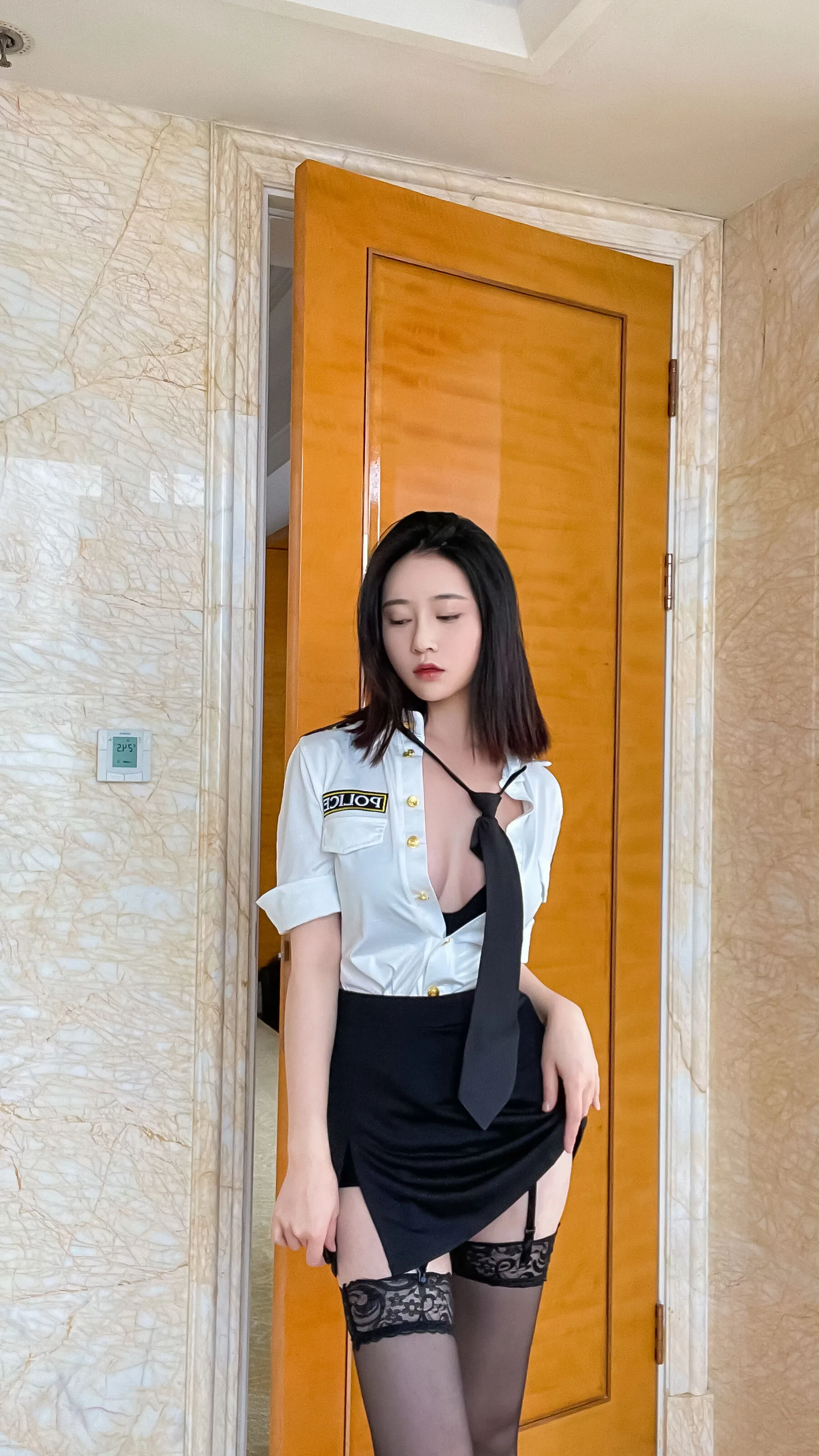 Áo choàng quốc gia 06/01/2022 Nữ cảnh sát - 15