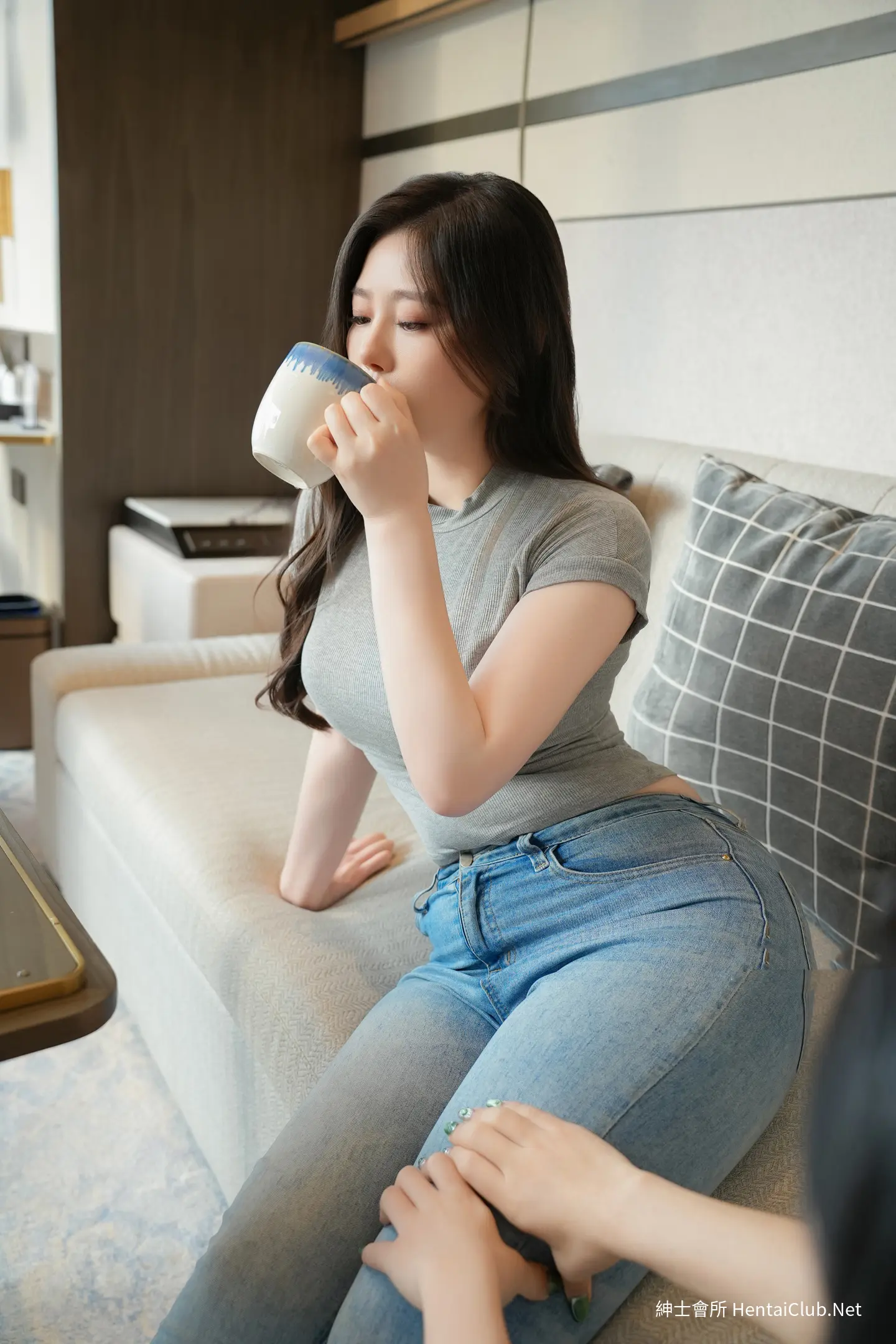 Trứng cá tuyết luộc trắng và trứng bò xám - 38