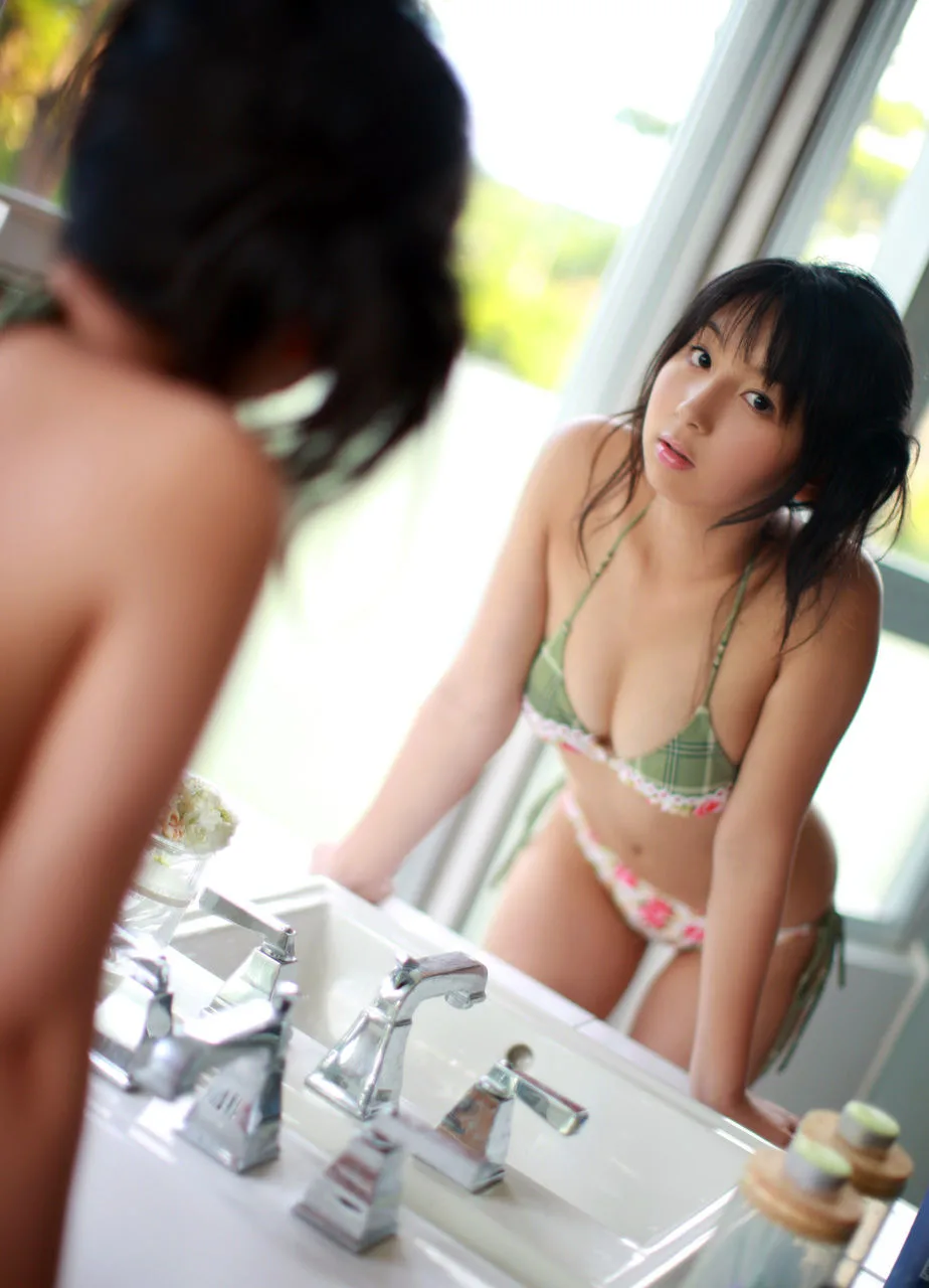 [Image.tv] Album ảnh "the girl★change" của Riho Iida - 8