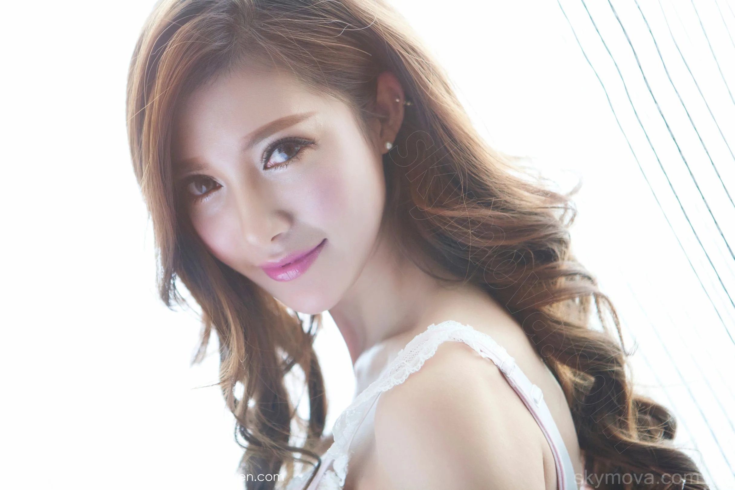[FEILIN Cô Gái Ngọt Ngào]VOL.001 Trà sữa - Bộ ảnh Emily - 34