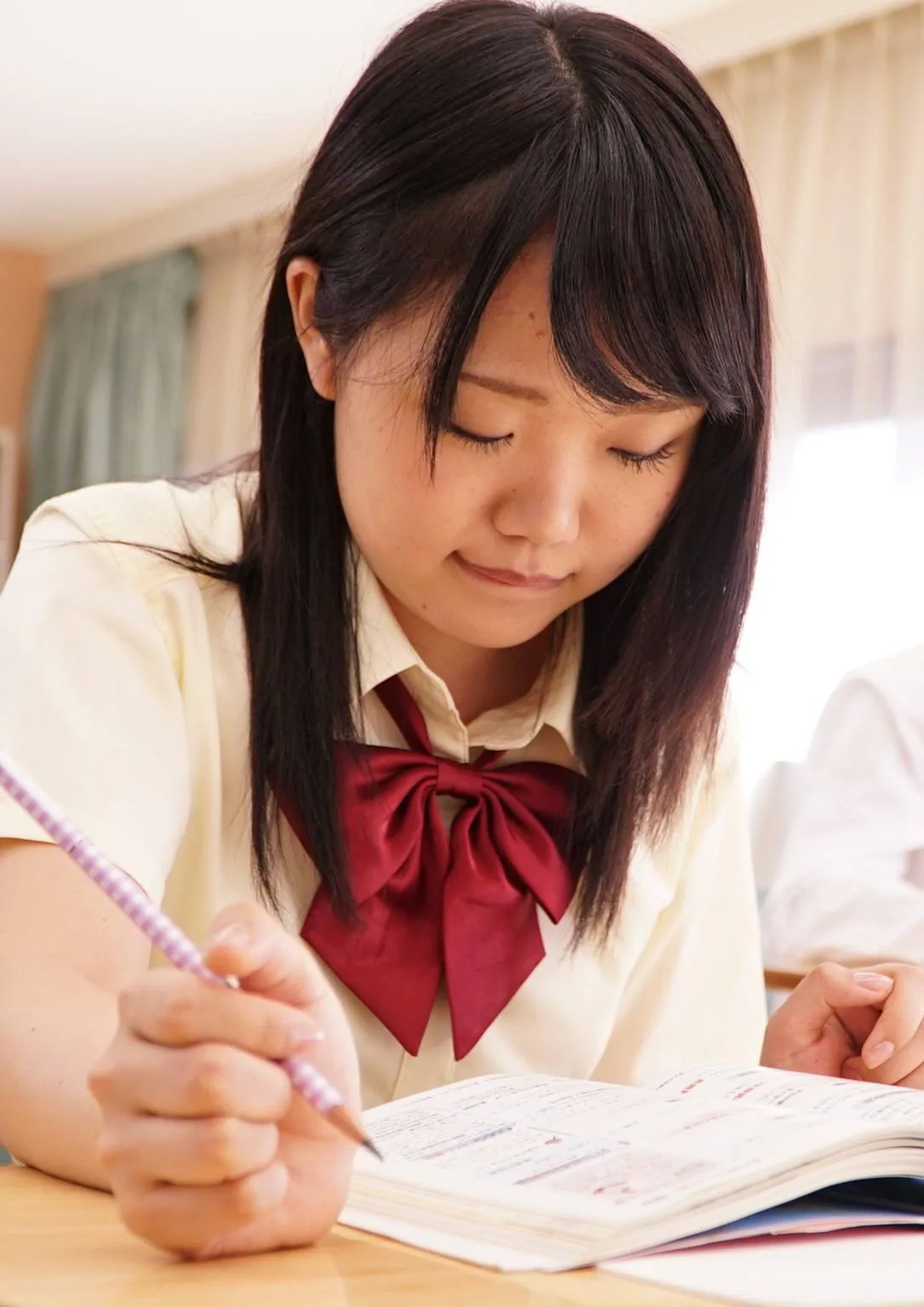 学業と芸能の両立に励むアイドルの淫らな学校性活 夏乃ひまわり - 141