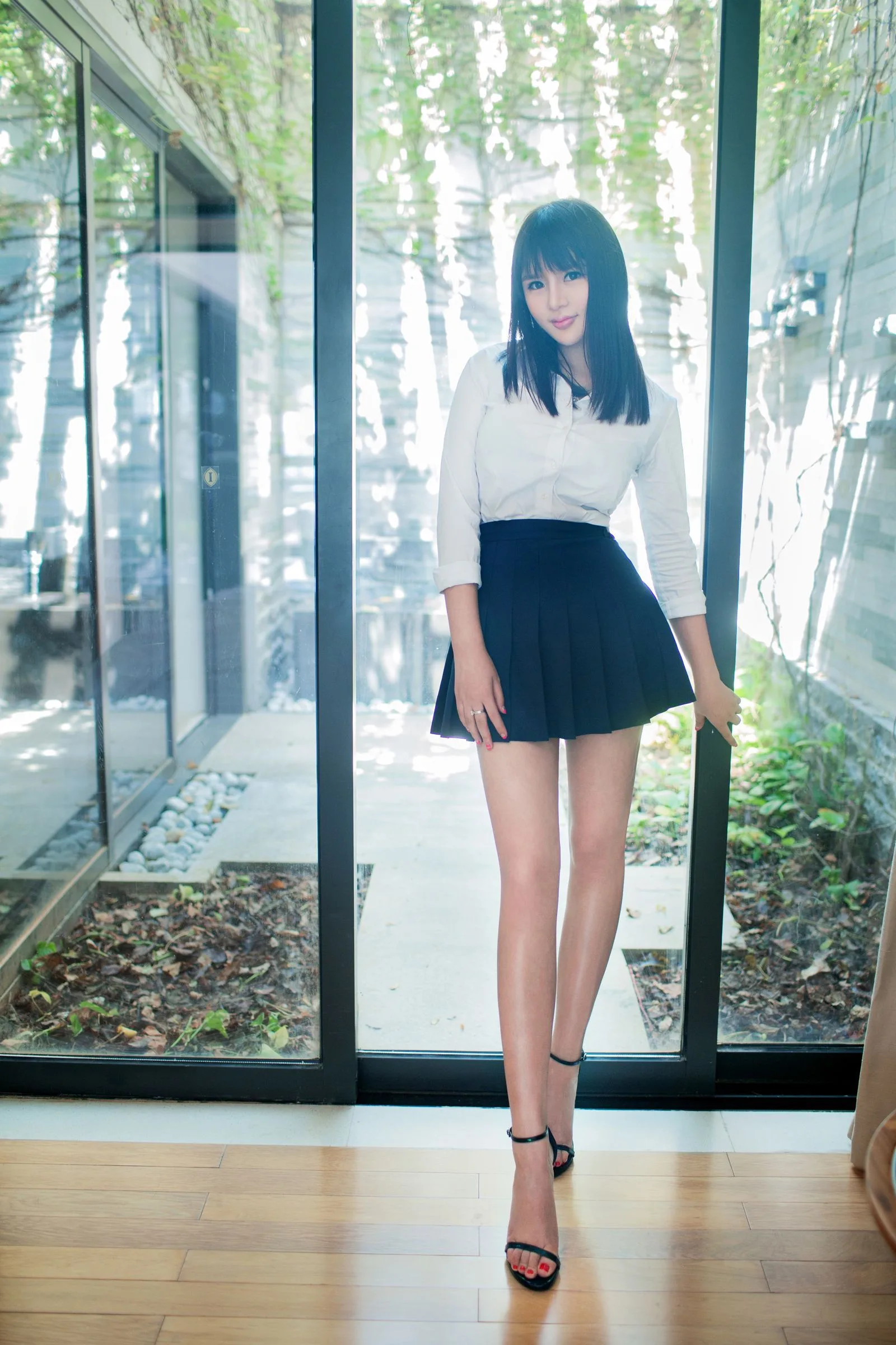 王依萌- [TuiGirl推女郎]高清写真图 影像月刊 第63期 - 3