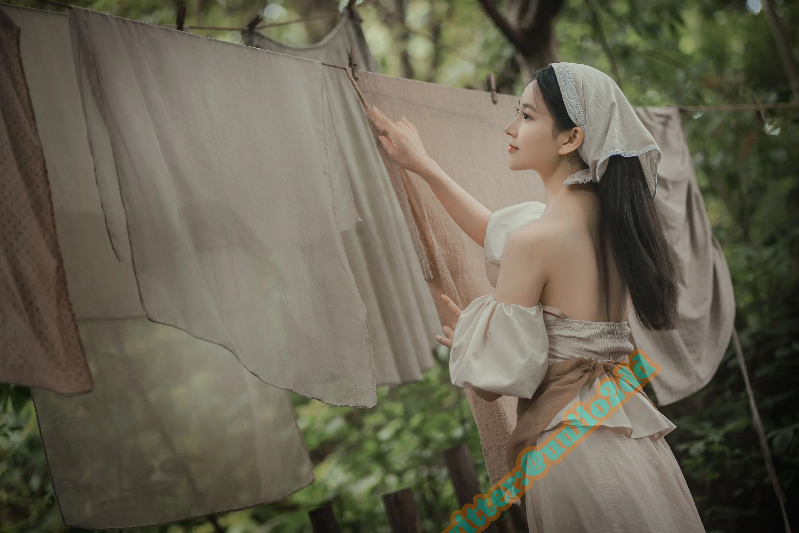Áo choàng kiểu nông thôn, thế kỷ 30, thế kỷ 30 - 24