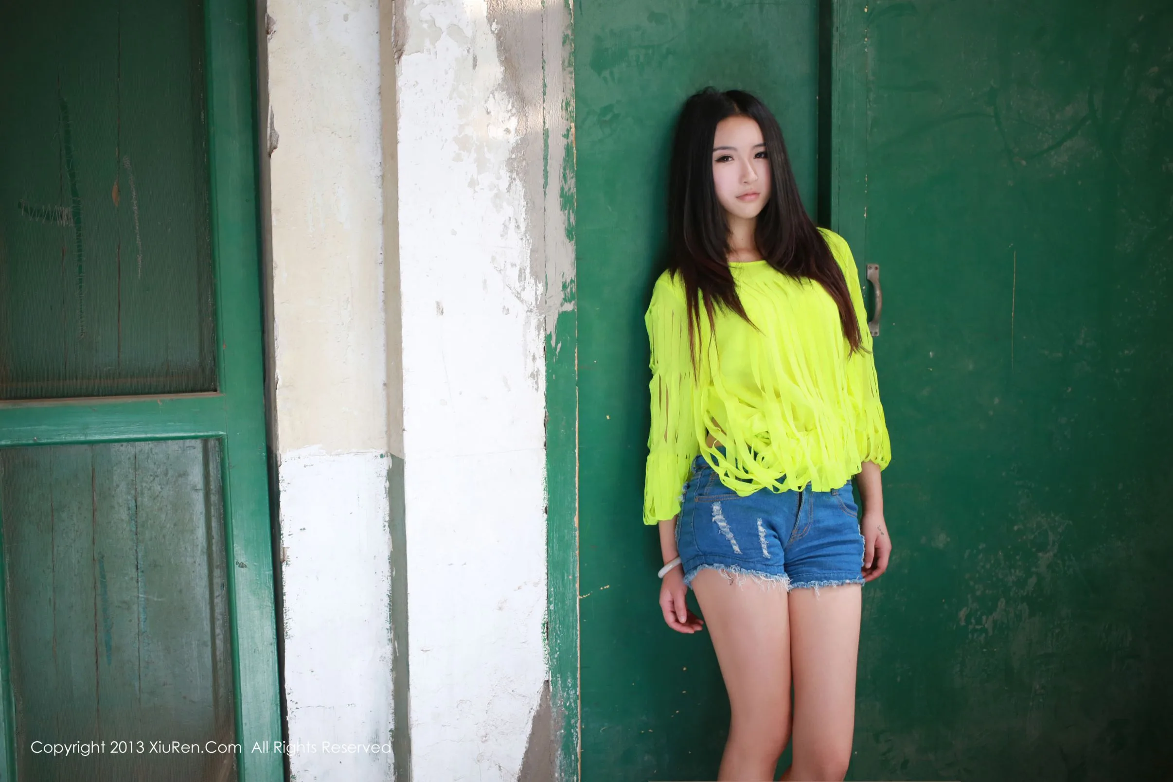 [XIUREN秀人网] MOON嘉依 - Chuỗi buổi chụp ảnh ngoài trời - 15