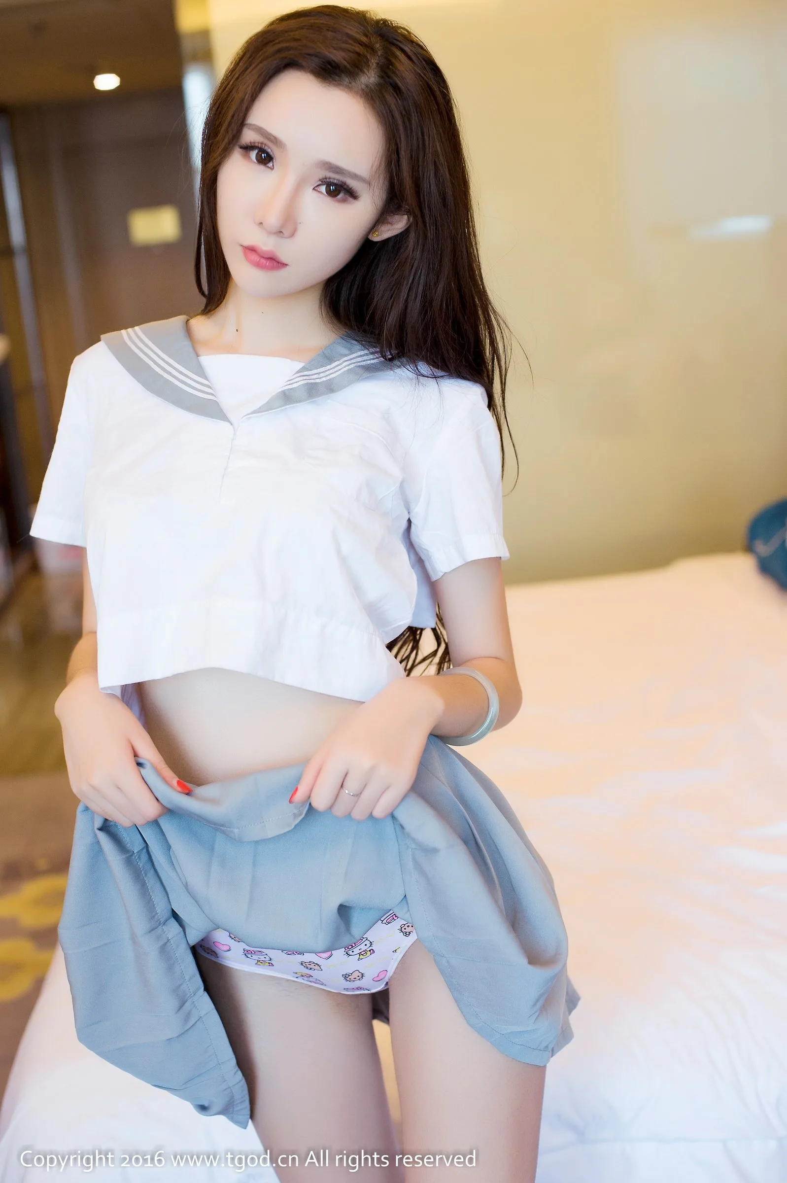 萌琪琪 [TGOD推女神]高清写真图淡妆浓抹总相宜 - 27