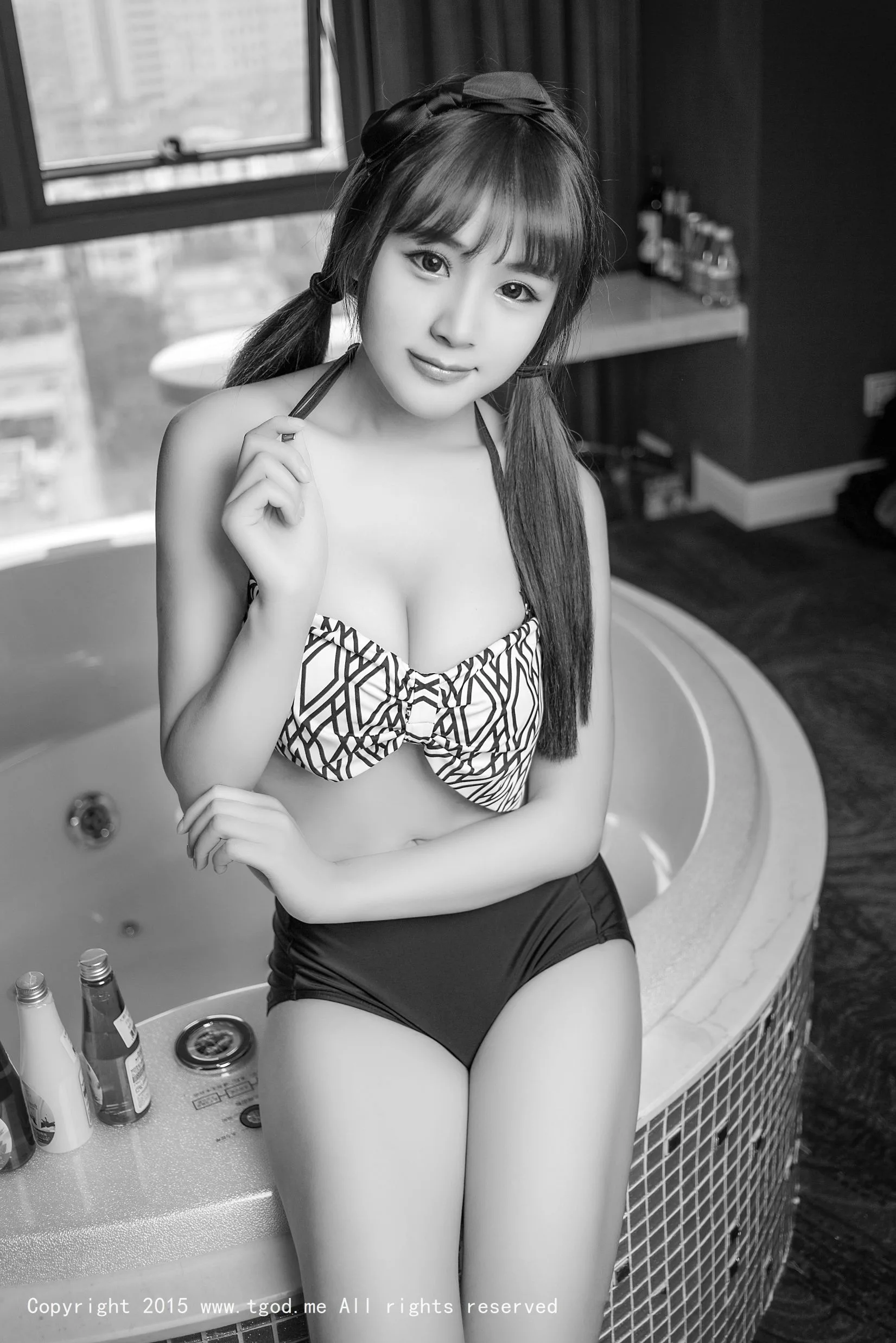 [TGOD đề xuất Nữ thần] Siqi Sukiiii - Bộ ảnh Ultra HD Em bé trong bồn tắm - 1
