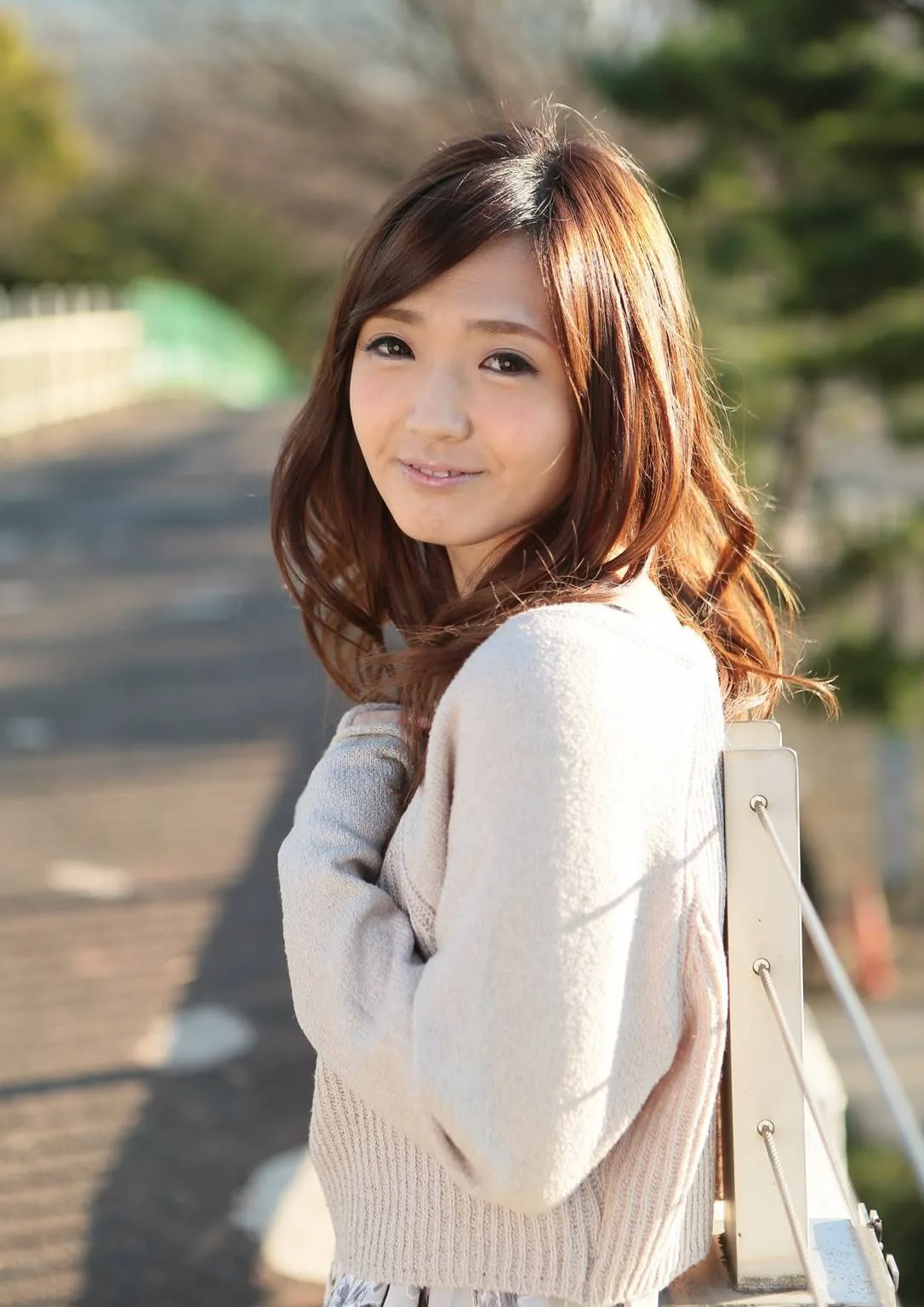 新人 青山はな ～地方局の元お天気お姉さんAVデビュー!おま●こ洪水特別警報発令 - 4