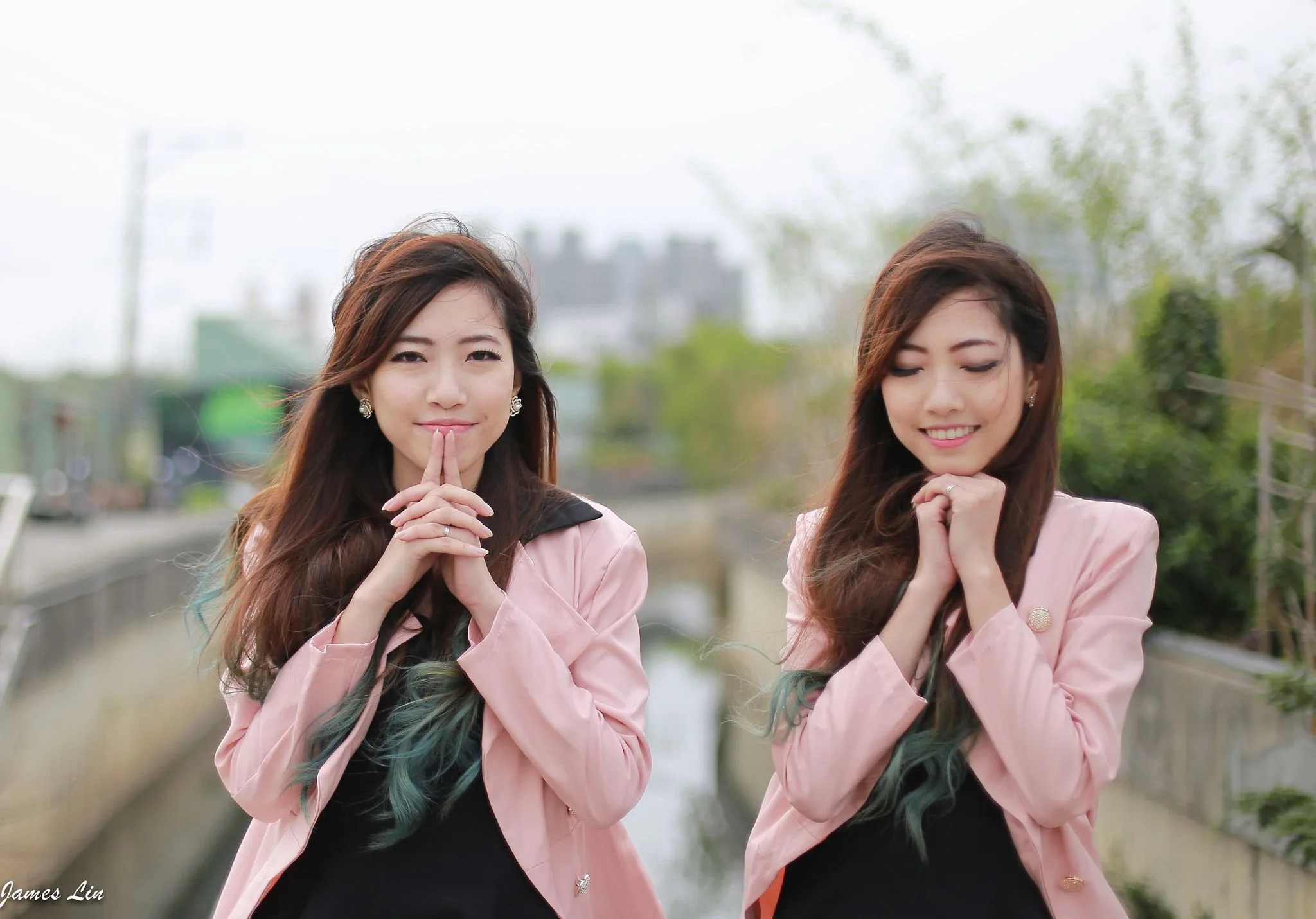 Hai chị em sinh đôi - Buổi chụp ảnh ngoài trời trong sáng và ngây thơ. - 25