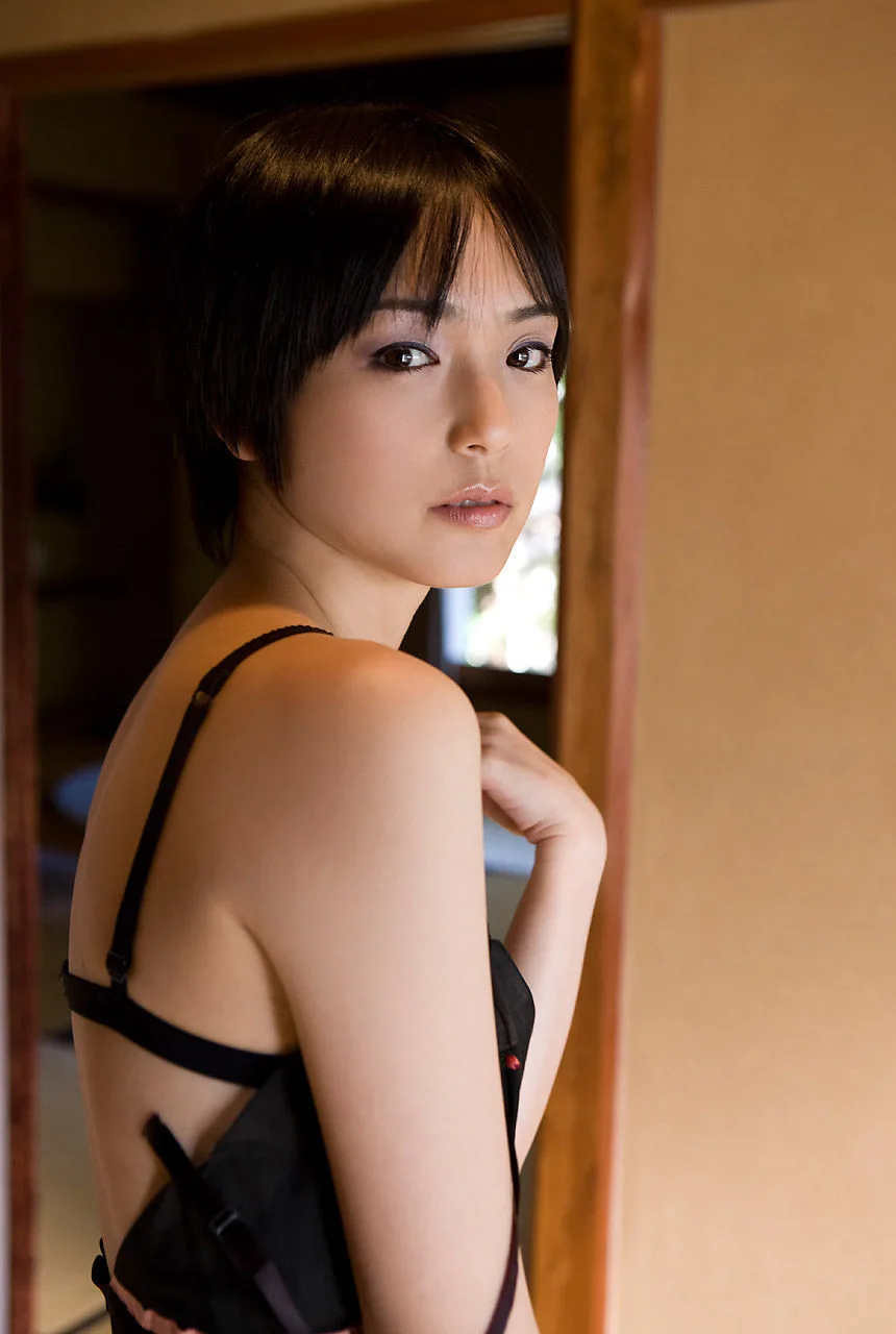 [Image.tv] Album ảnh "Hoàn toàn minh bạch" của Saru Oyamada - 33