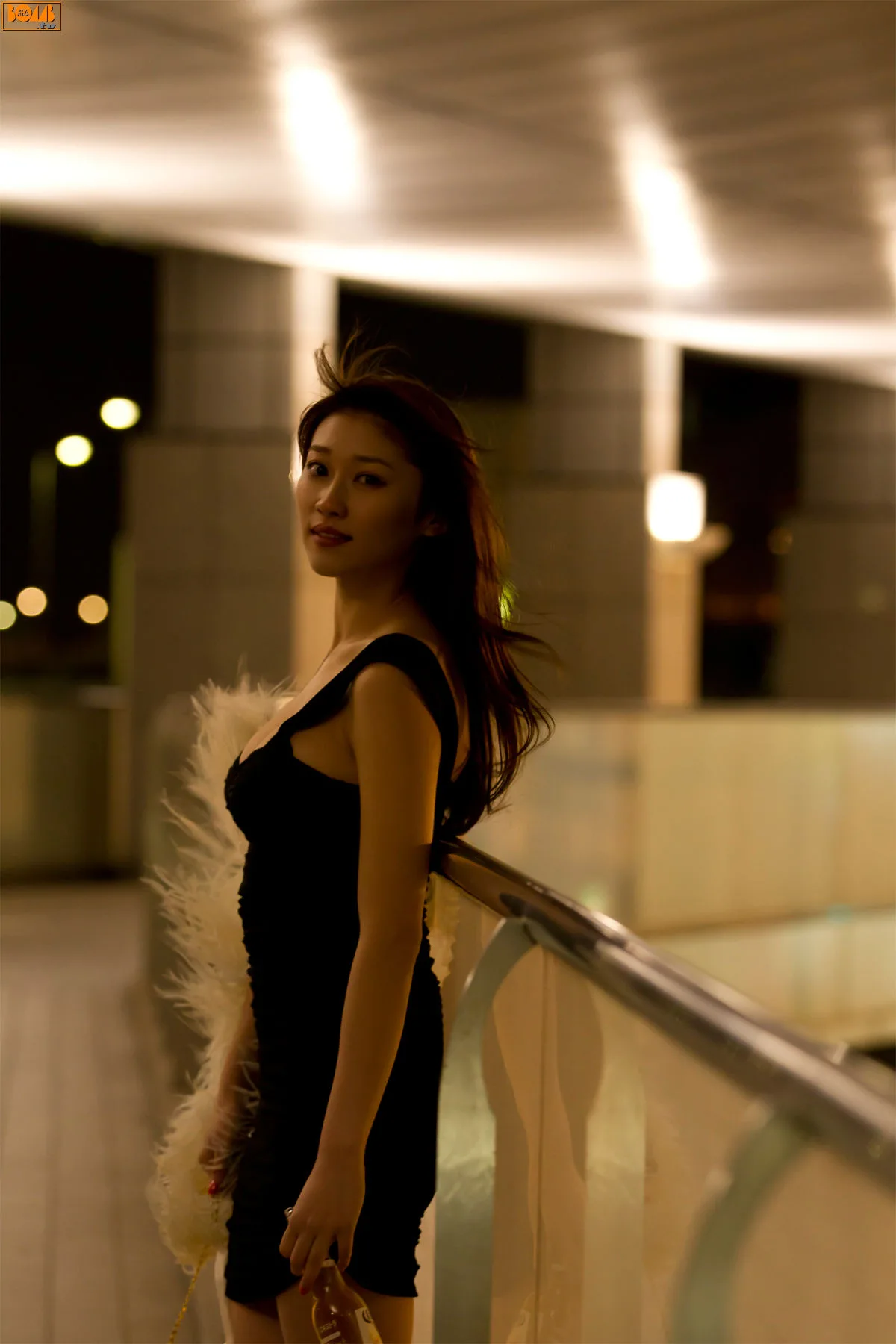 Bom.TVMikie Hara, số tháng 6 năm 2012 - 32
