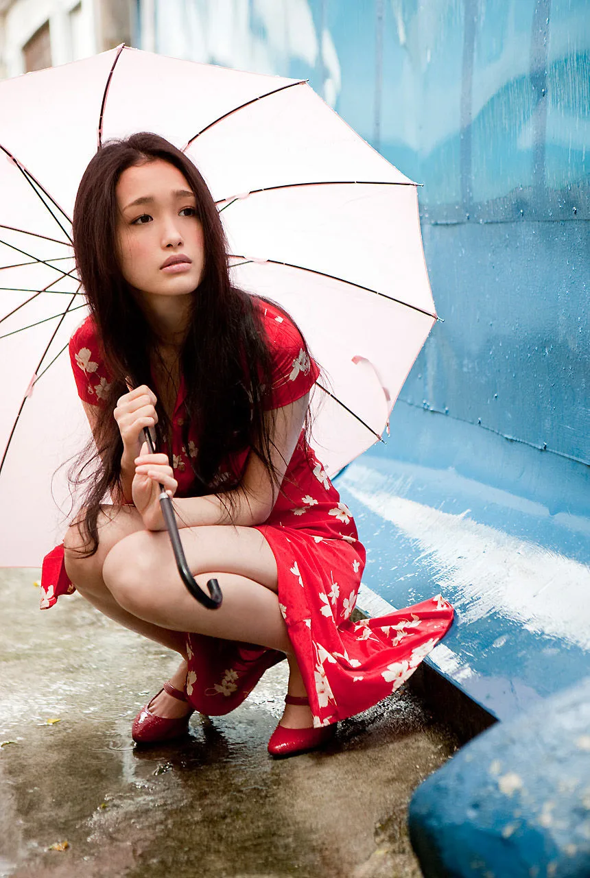 [Image.tv] Một album thực sự được viết trước "Đen và Đỏ" của Yuki Nana - 12