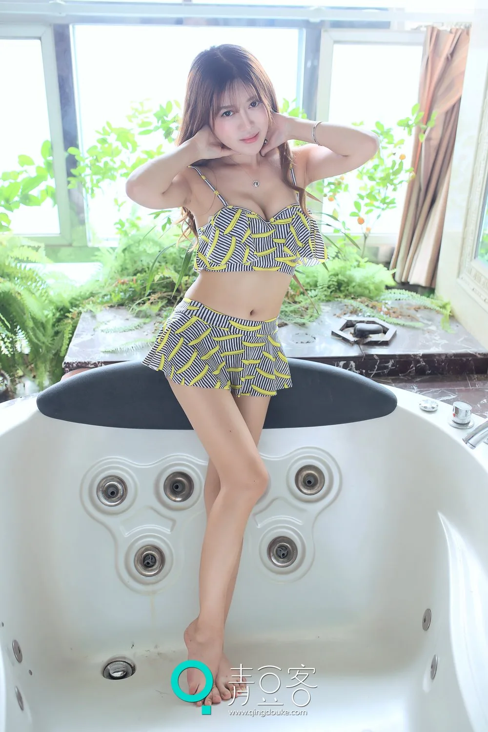 雪baby- [青豆客QingDouKe] 2017-01-09 比基尼校服写真 - 12