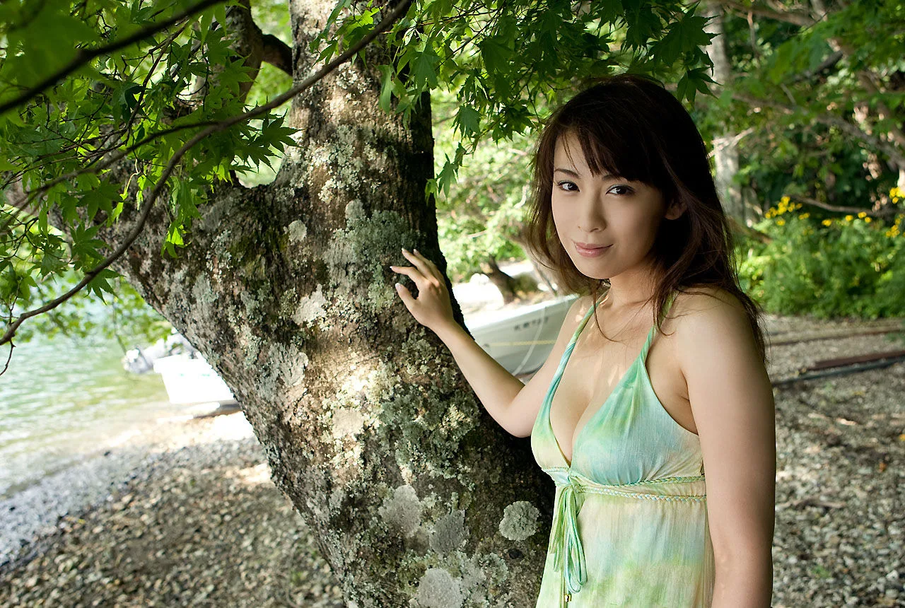 [Image.tv] Album ảnh "Linh hồn quý cô" của Hinata Yuki - 31