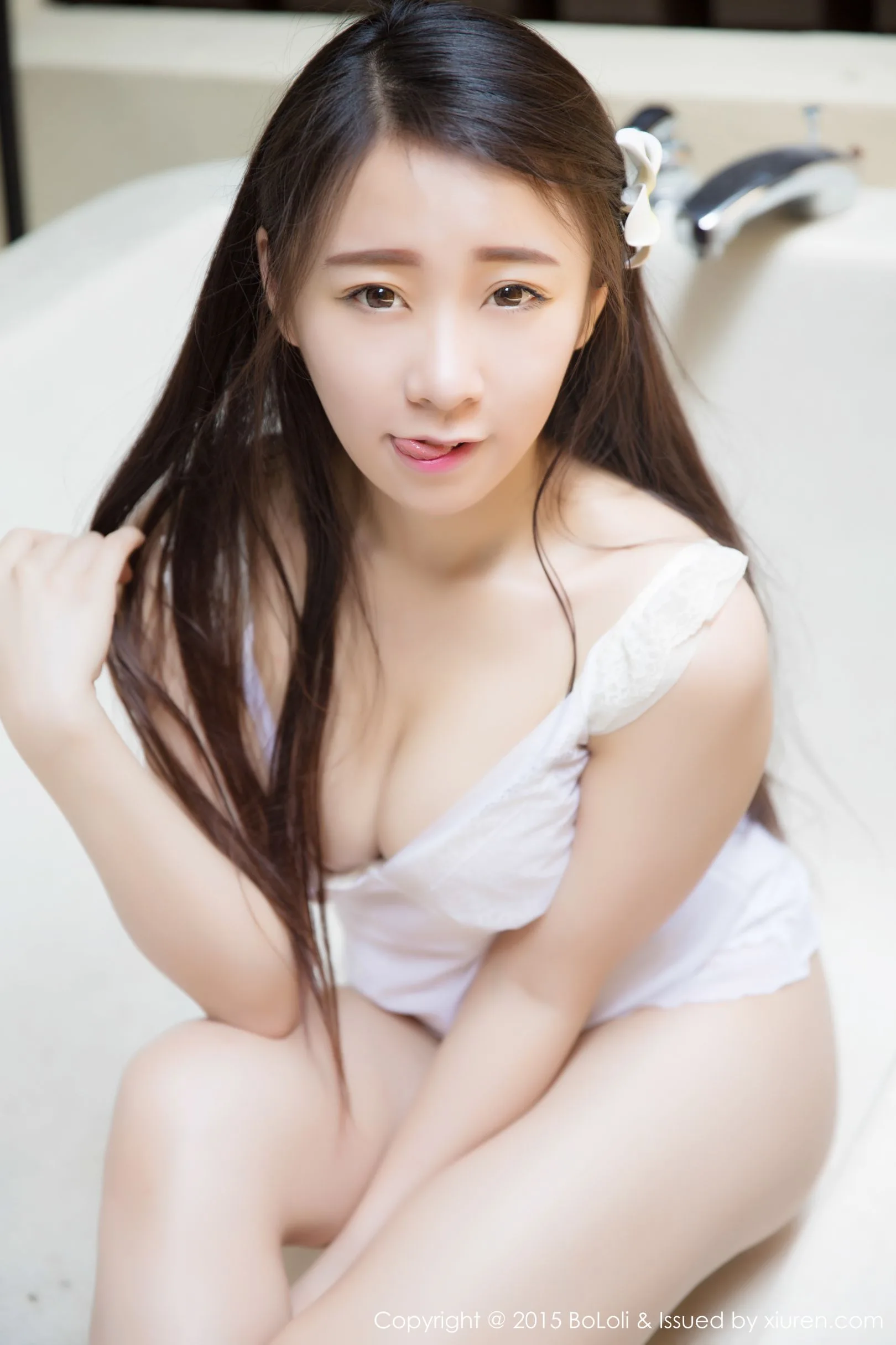 [Câu lạc bộ Polo BoLoli]VOL.013 Dobby - Bộ bikini cực chất + Buổi chụp ảnh trong phòng tắm trắng tinh khôi - 24