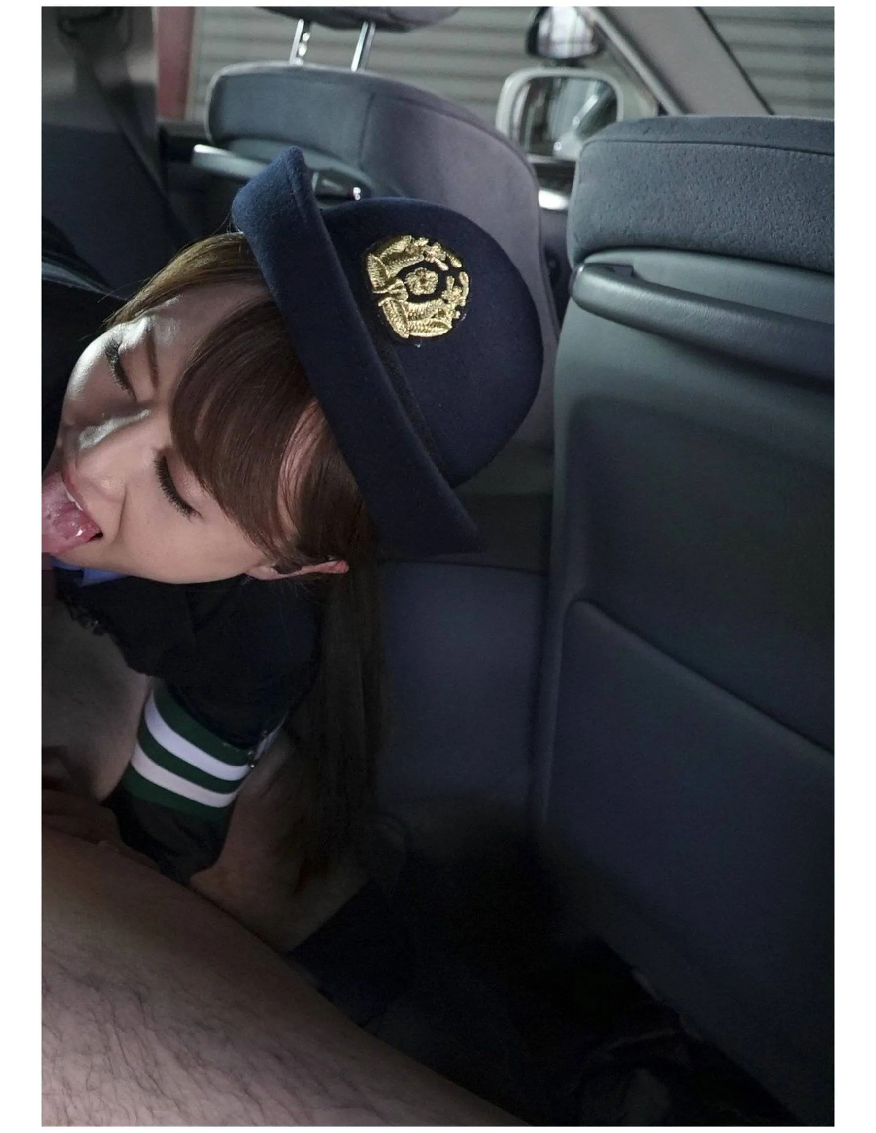 一輪車、婦警さん。 ～パトロールアッキー!出動します!～ 01-02 吉沢明歩 - 371