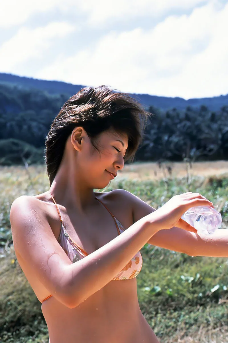 [Dành cho bên] Album ảnh "爱ってゆぅか, 爱ってYuka" của Kosaka Yuka - 26