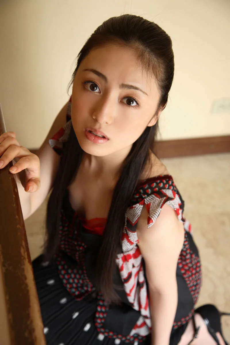 [Mặt trước] Album ảnh "Sawai Ryu" của Miyu Sawai - 13