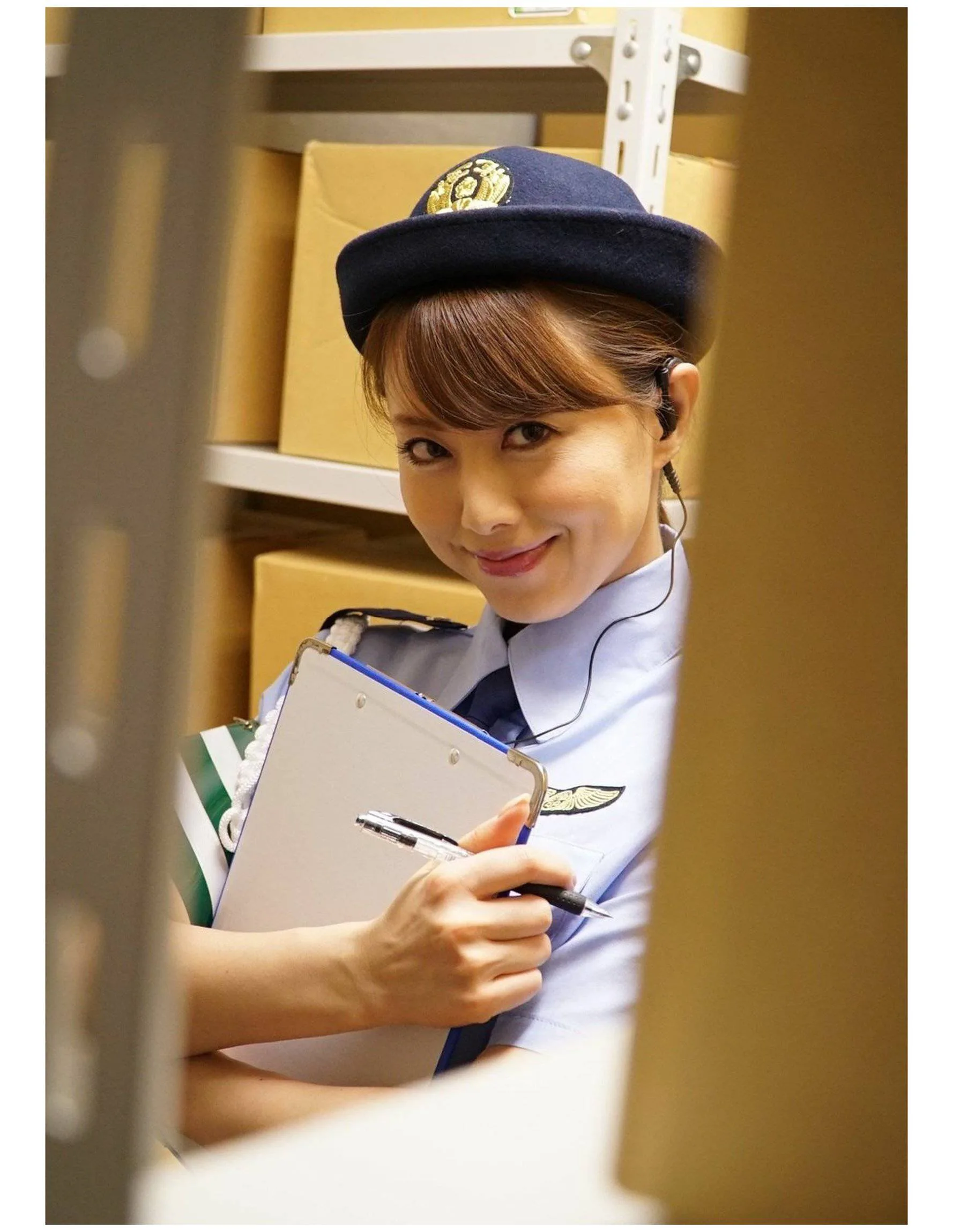 一輪車、婦警さん。 ～パトロールアッキー!出動します!～ 01-02 吉沢明歩 - 411