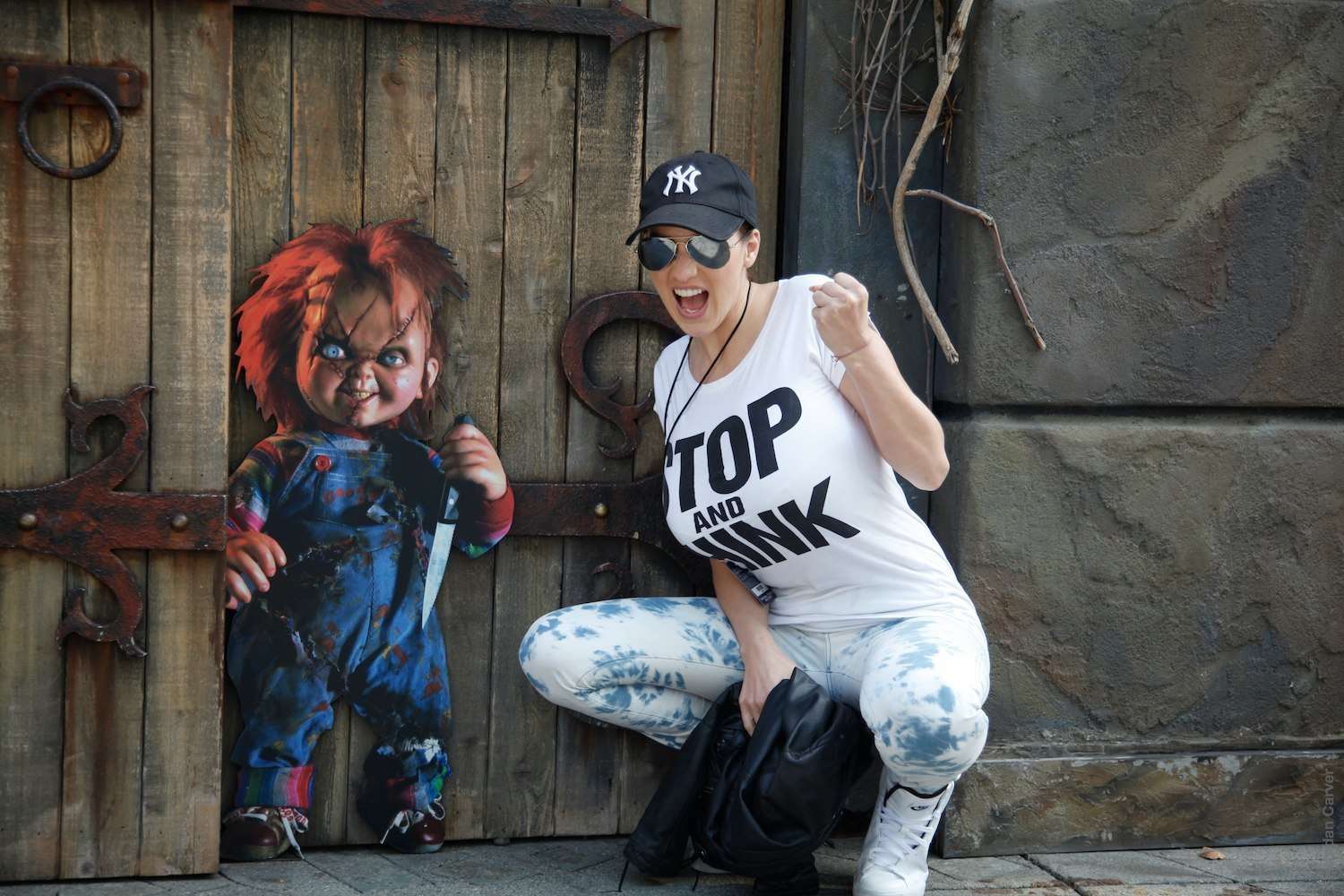 Jordan Carver - Ảnh đời thường tại Universal Studios - 52