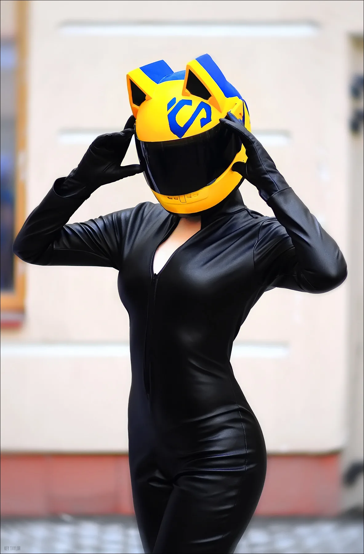 Oniksiya Sofinikum and Mikan as Celty & Vorona from Durarara! - 7