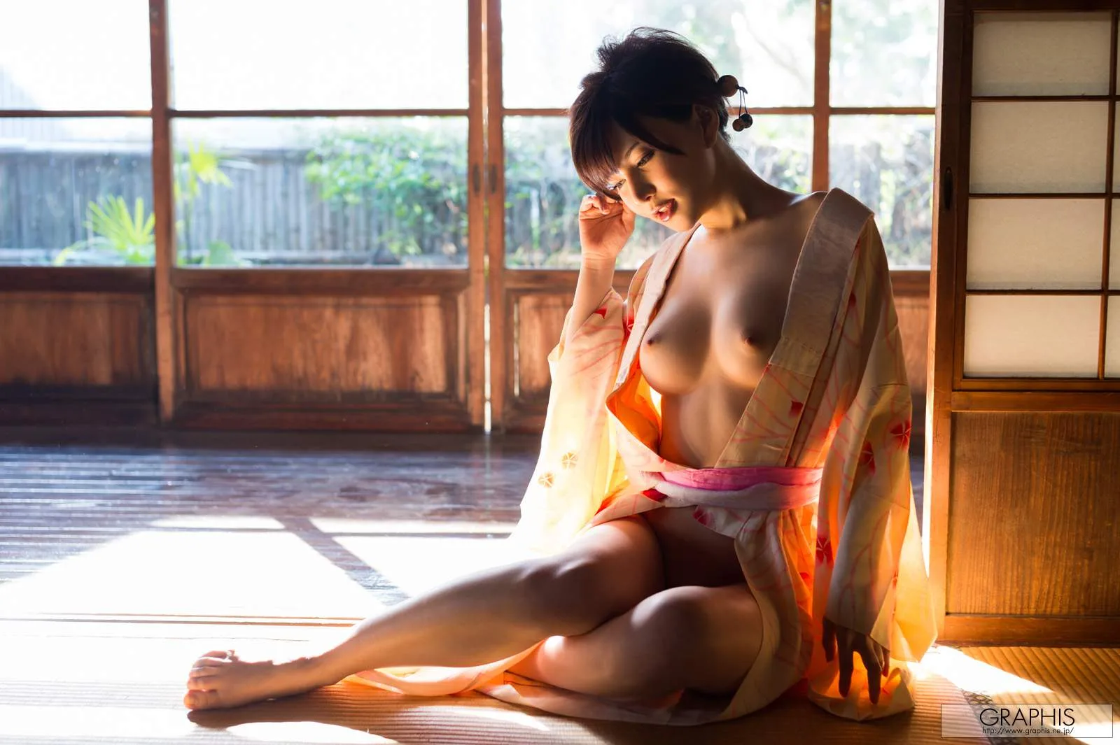 Yuria Satomi 里美ゆりあ Mèo Âm Hộ - 67
